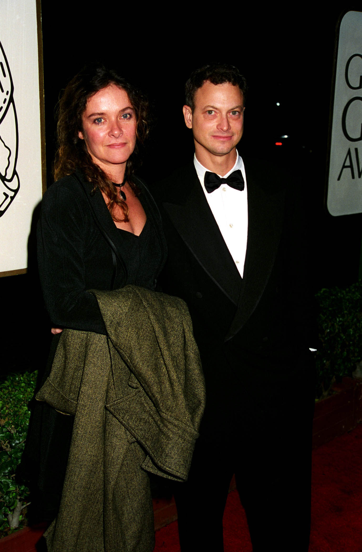 Gary Sinise und Moira Harris bei den Golden Globe Awards 1995 in Los Angeles, Kalifornien | Quelle: Getty Images