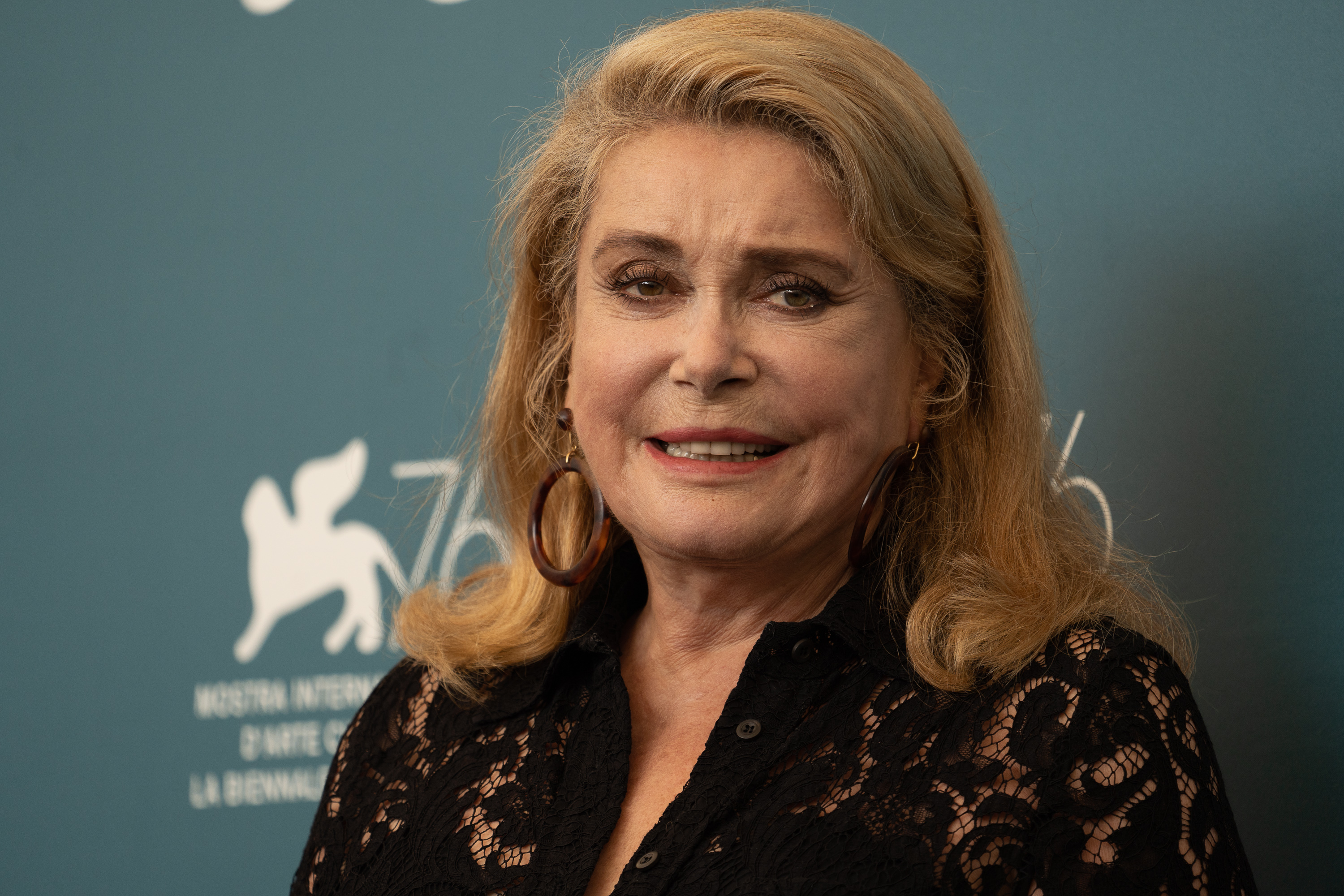 Catherine Deneuve bei den 76. Filmfestspielen von Venedig. | Quelle: Getty Images