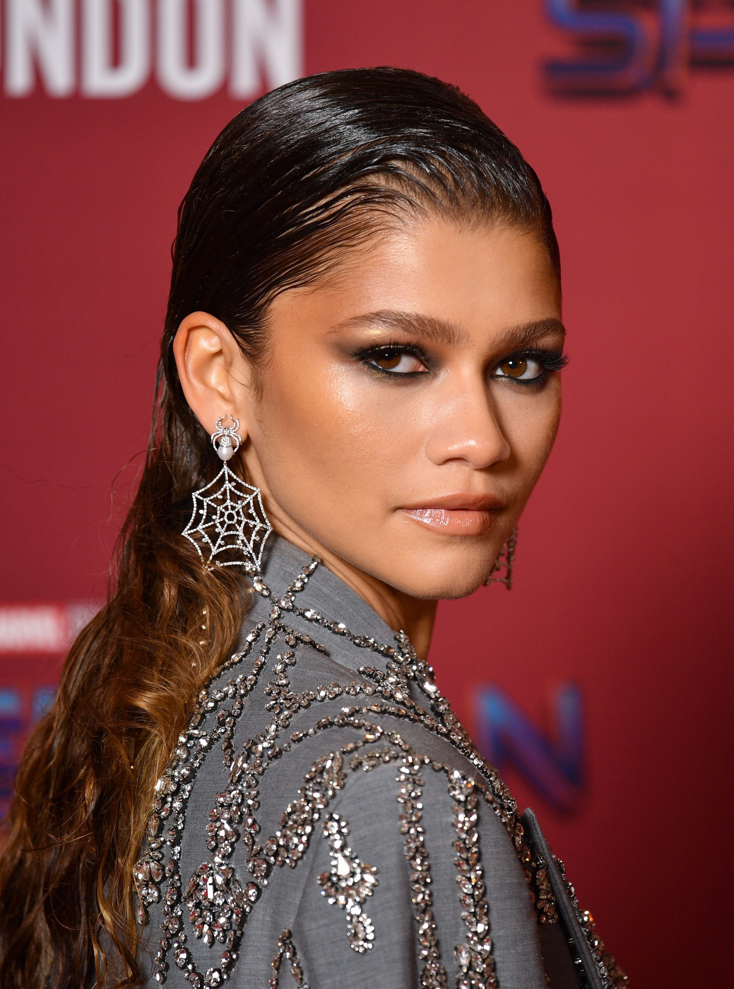 Zendaya besucht einen Fotocall für "Spiderman: No Way Home" im The Old Sessions House in London, England, am 5. Dezember 2021. | Quelle: Getty Images