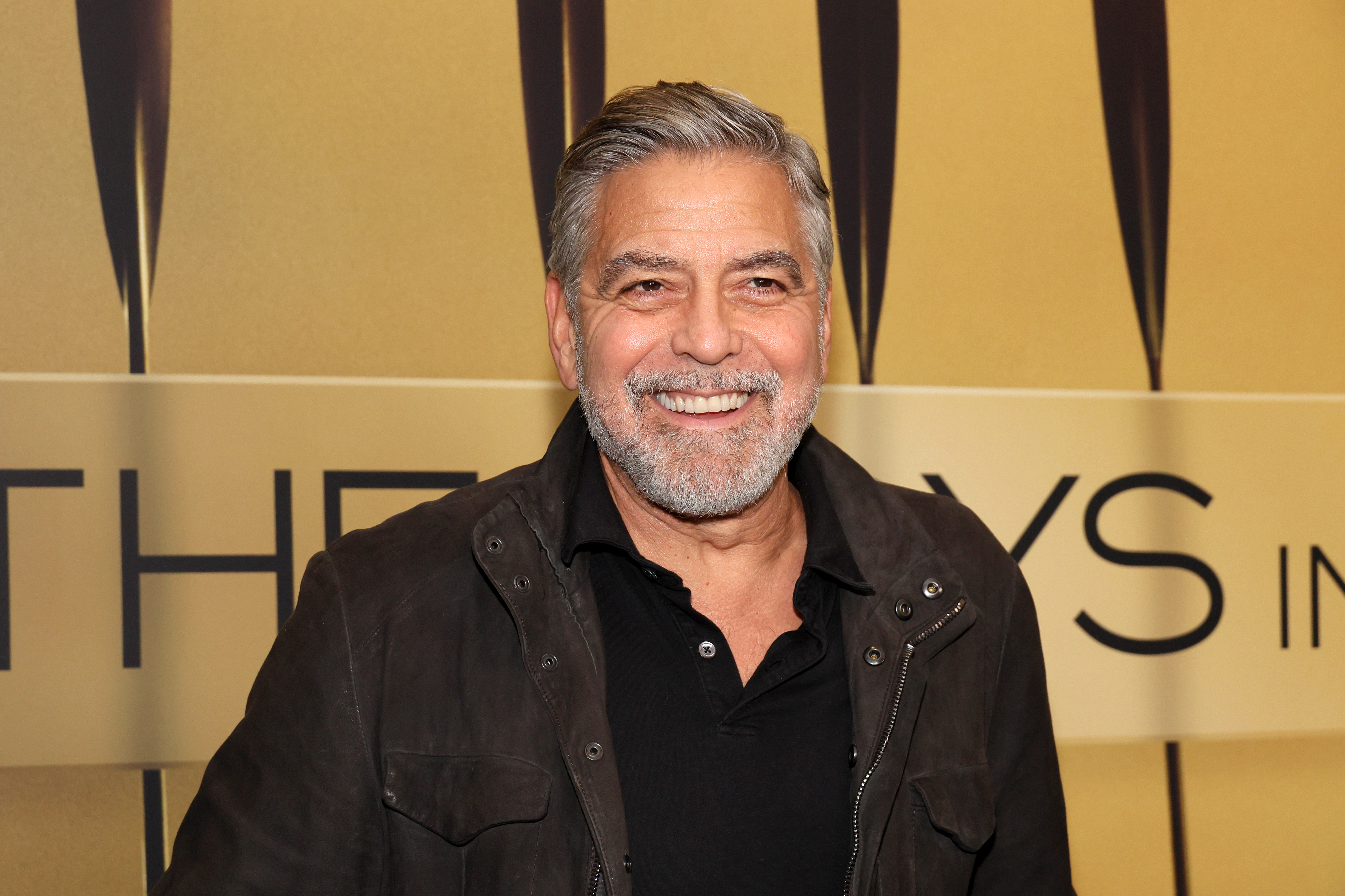 George Clooney bei der Vorführung von "The Boys In The Boat" am 13. Dezember 2023 in New York City. | Quelle: Getty Images