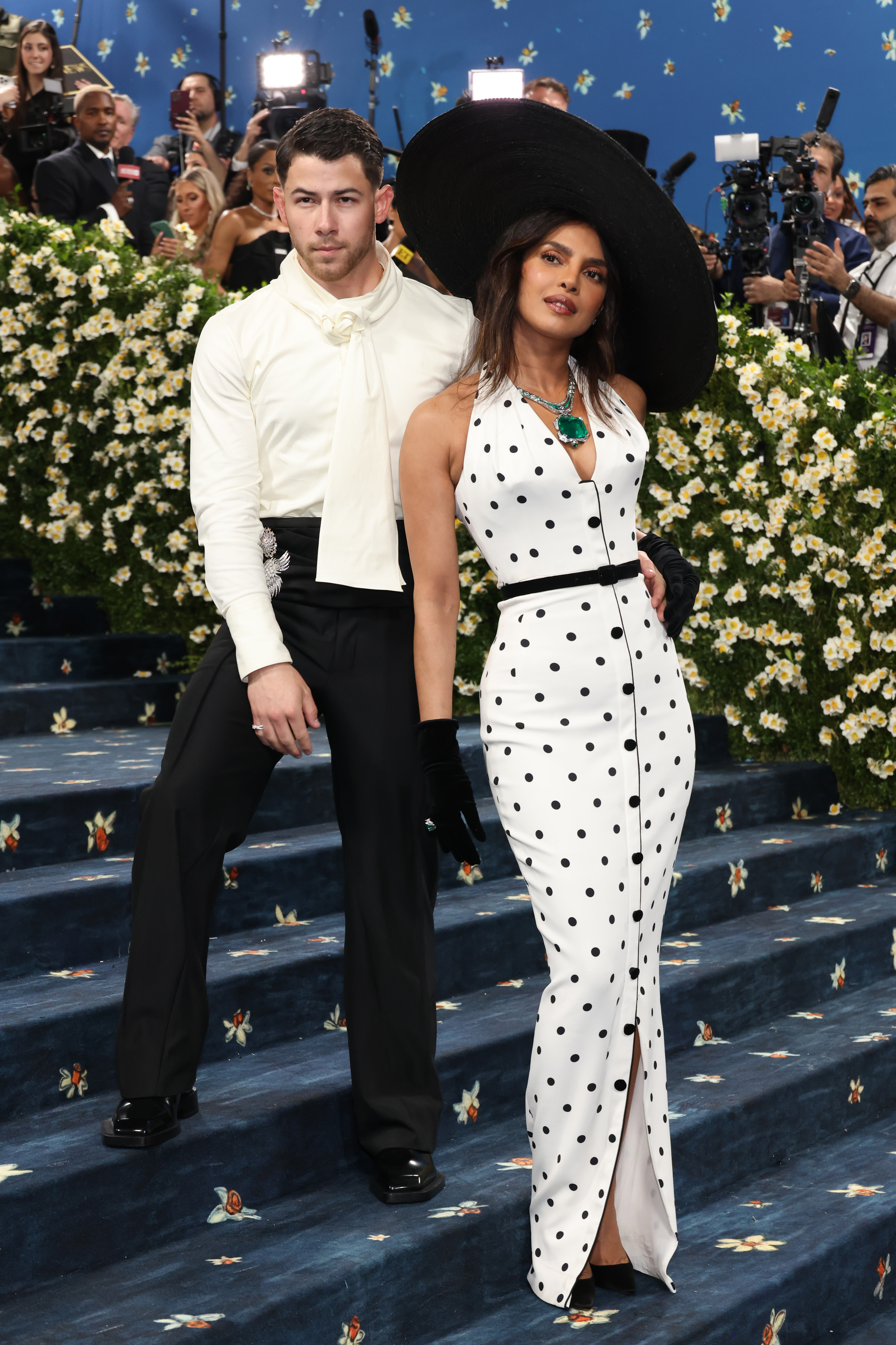 Nick Jonas und Priyanka Chopra Jonas bei der 2025 Met Gala am 5. Mai in New York. | Quelle: Getty Images