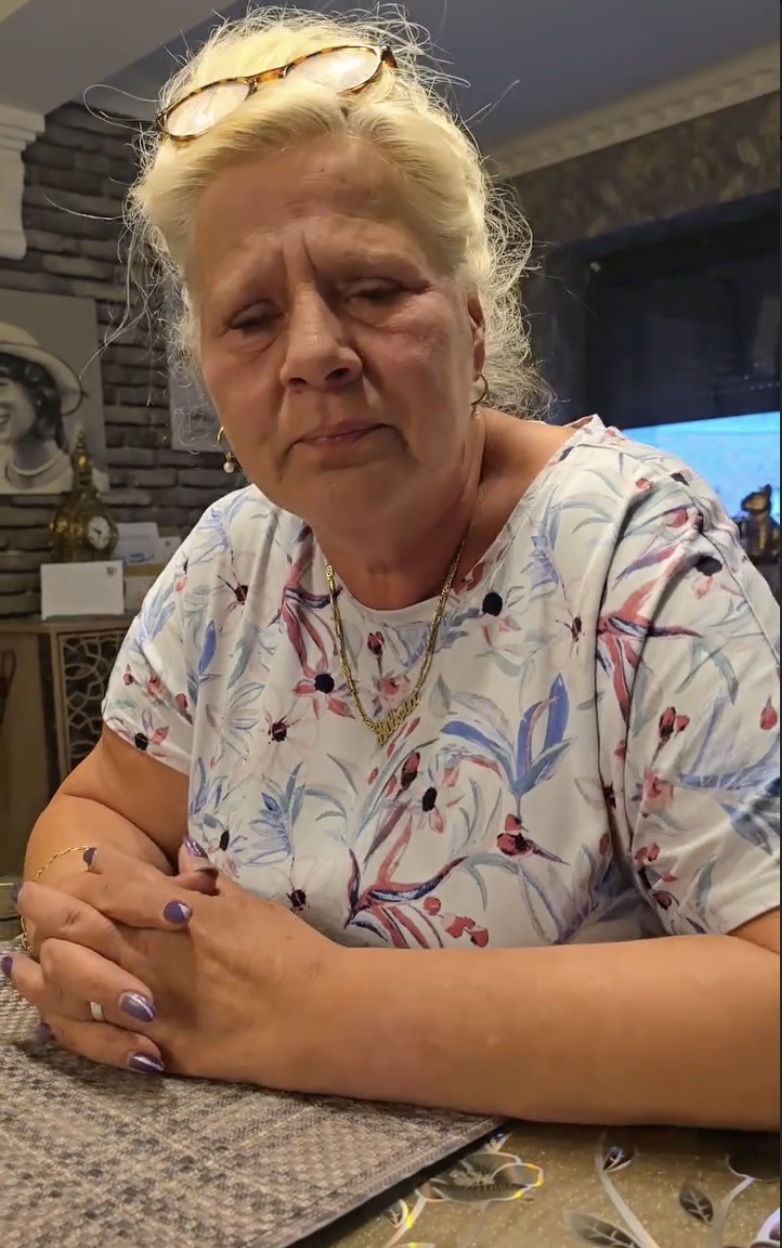 Silvia Wollny sichtlich erschüttert in ihrem Instagram-Video | Quelle: Instagram/silviaswollny"