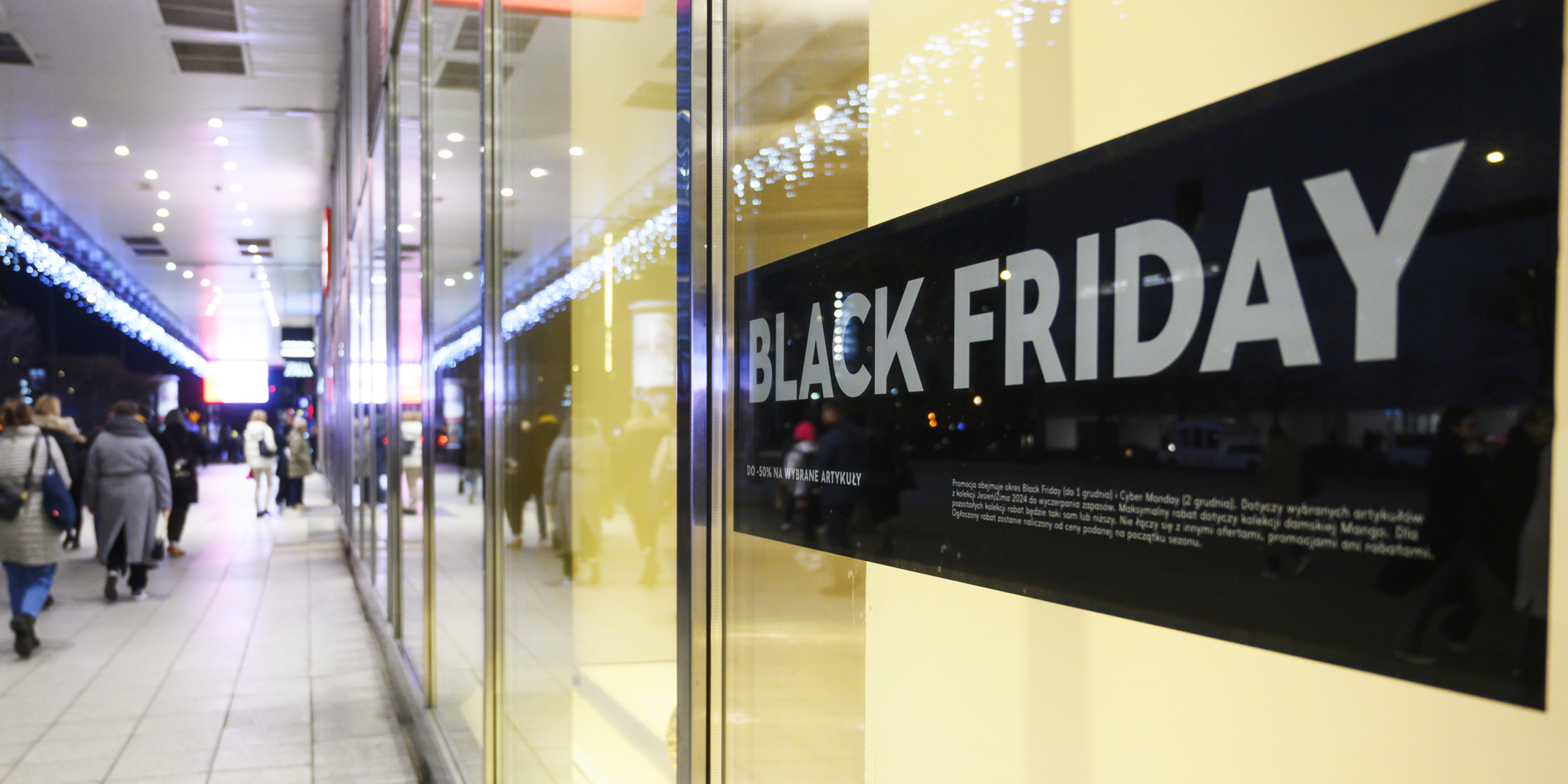 Black Friday Deals Poster | Quelle: Getty Images