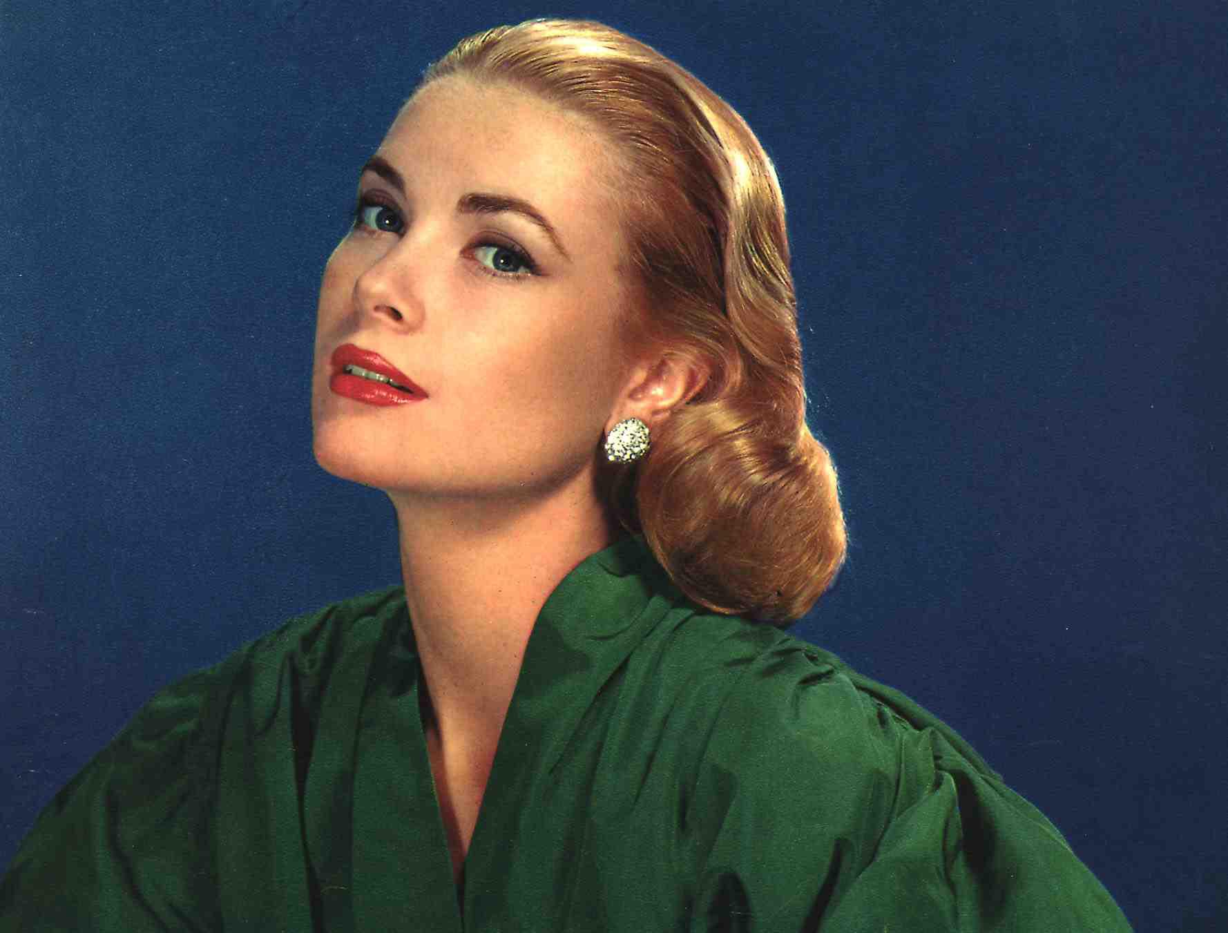 Ein Porträt von Grace Kelly, ca. 1956 | Quelle: Getty Images