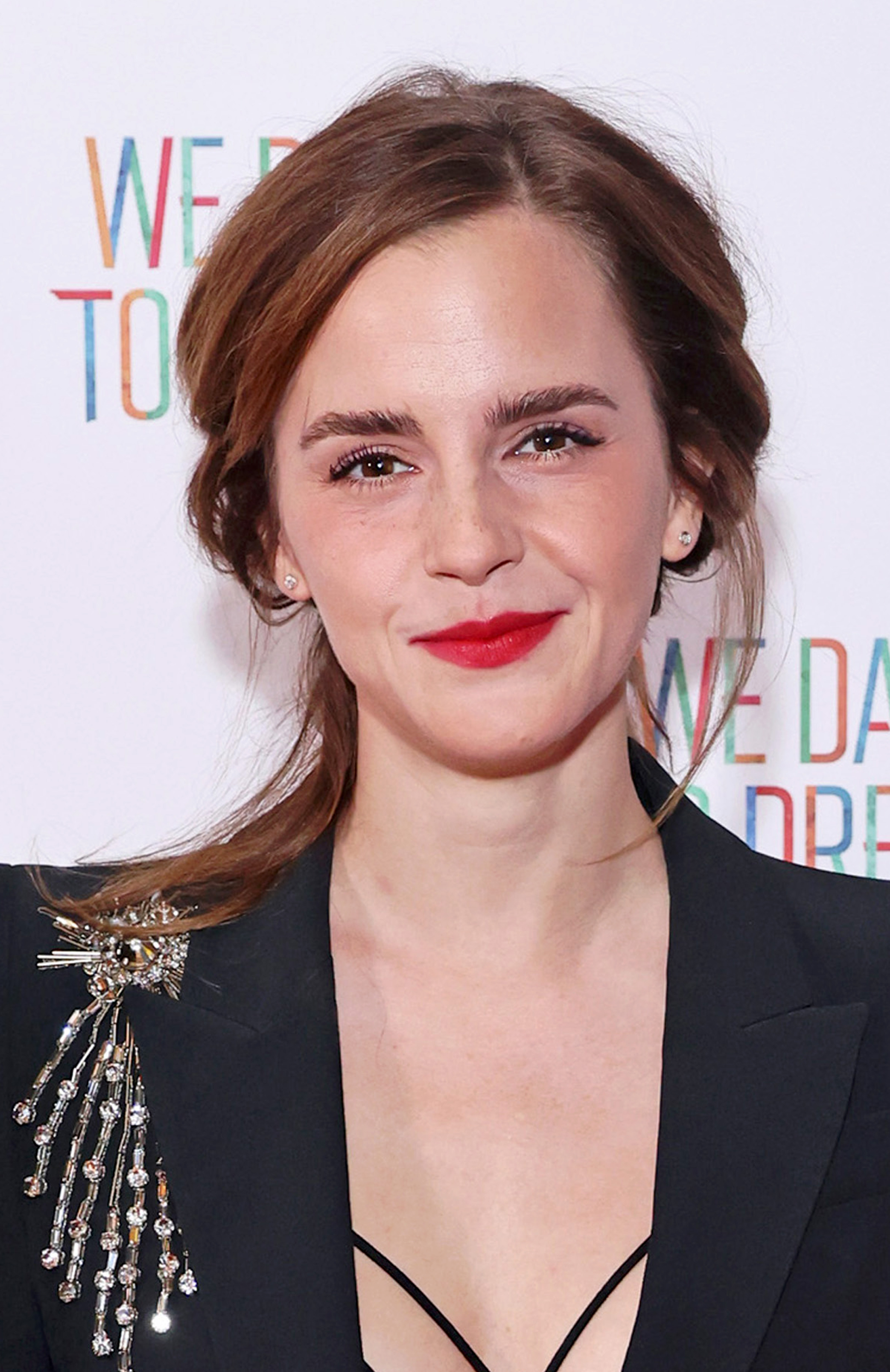 Emma Watson besucht die "We Dare to Dream"-Premiere in London, England am 26. November 2023 | Quelle: Getty Images