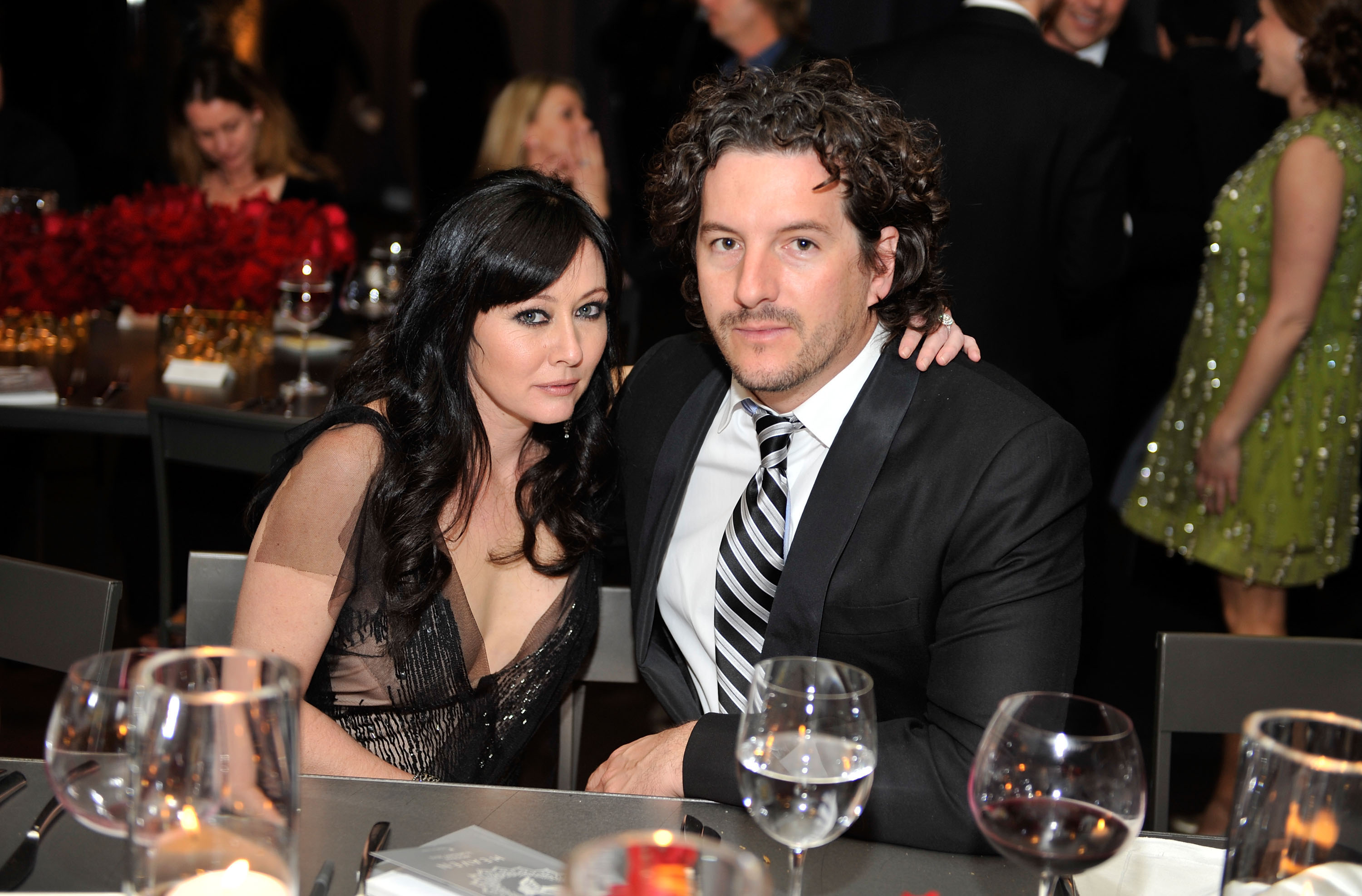 Shannen Doherty und Kurt Iswarienko bei der 3rd Annual Black Tie Charity Gala von The Art of Elysium in Beverly Hills, Kalifornien am 16. Januar 2010 | Quelle: Getty Images