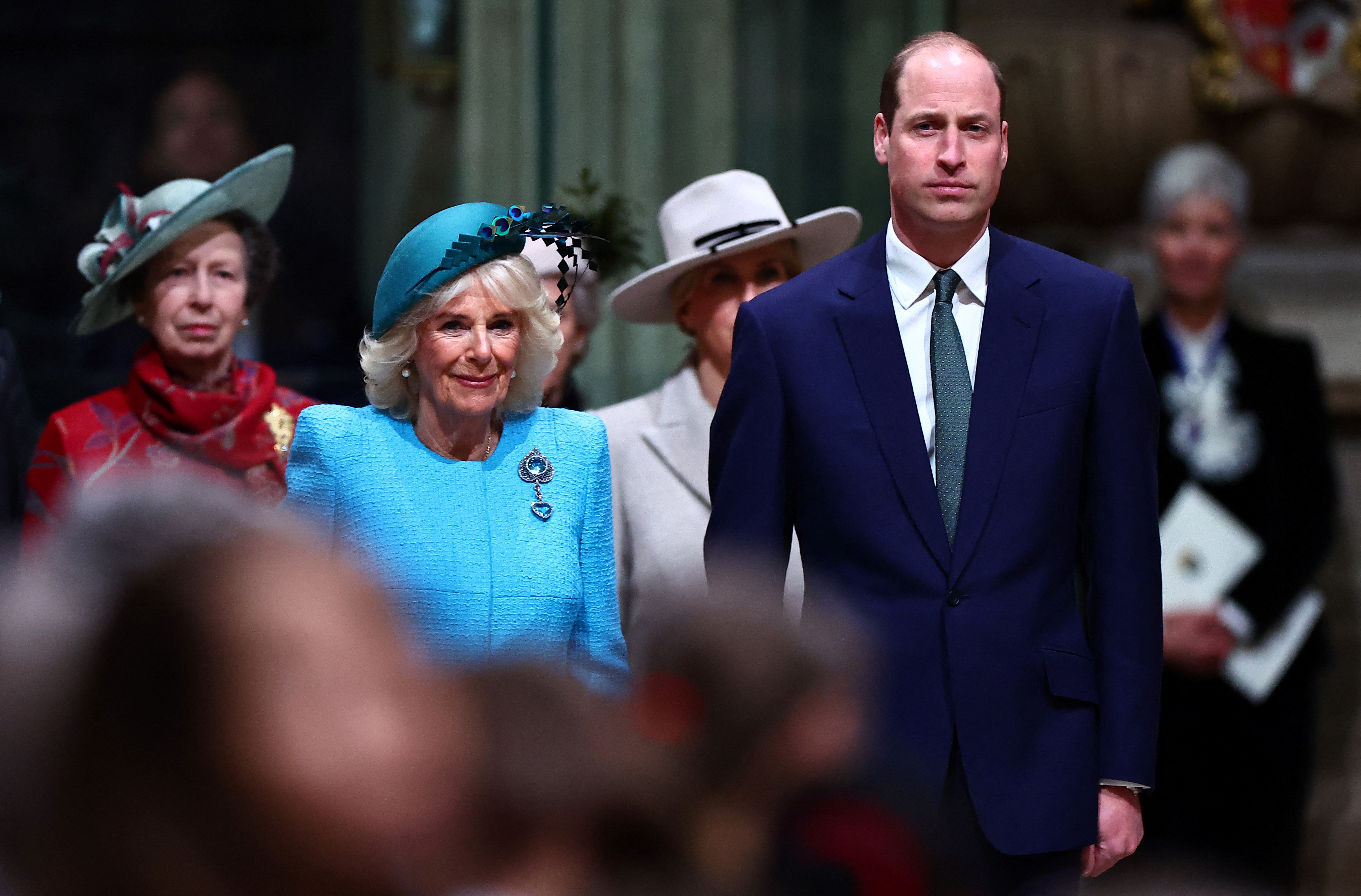 Königin Camilla und Prinz William beim Gottesdienst zum Commonwealth Day 2024 in der Westminster Abbey am 11. März 2024 in London, England | Quelle: Getty Images