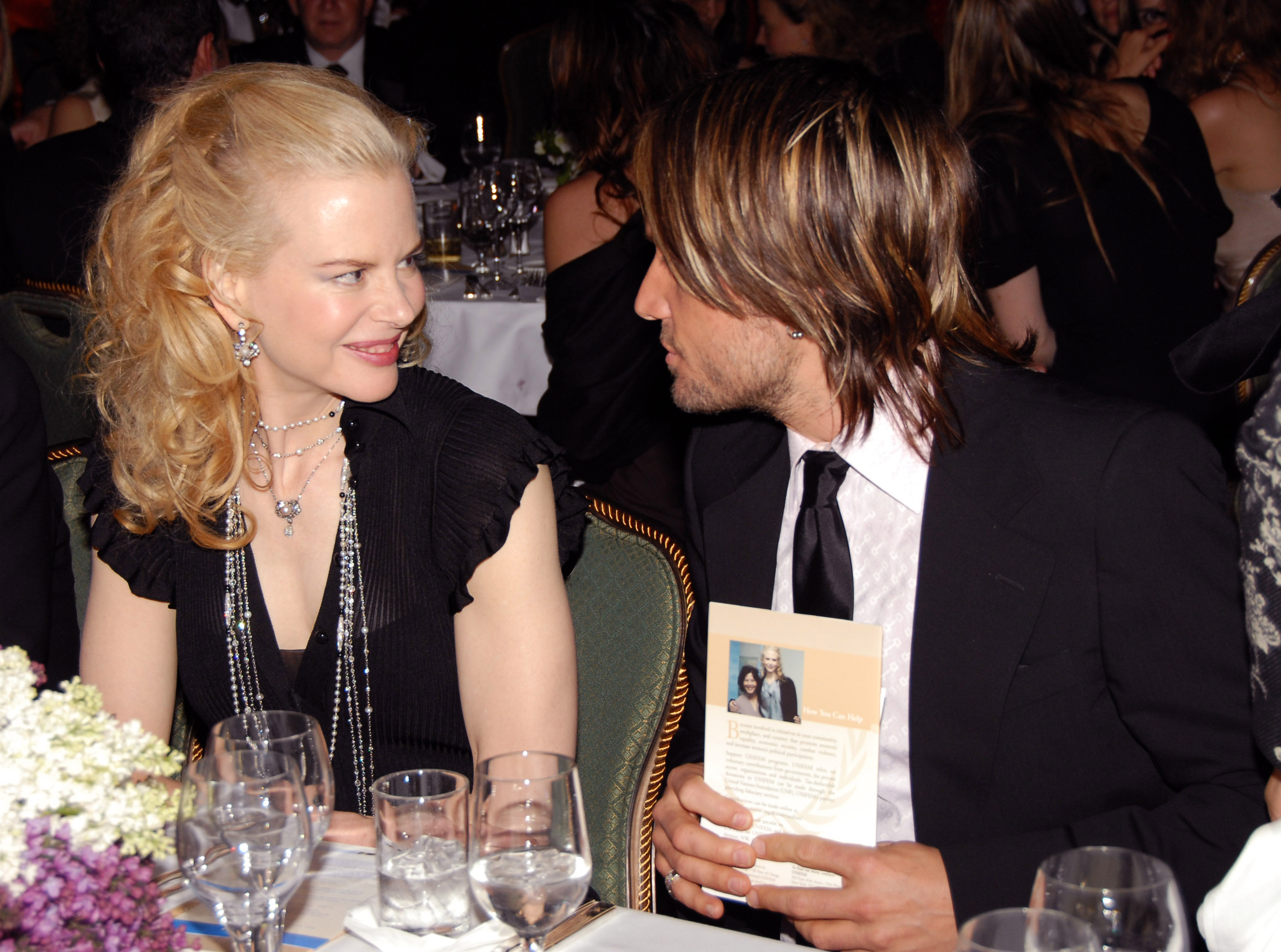 Nicole Kidman und Keith Urban während der Feier zum 30-jährigen Bestehen von UNIFEM, die Kidman am 13. Mai 2006 in New York City veranstaltete. | Quelle: Getty Images