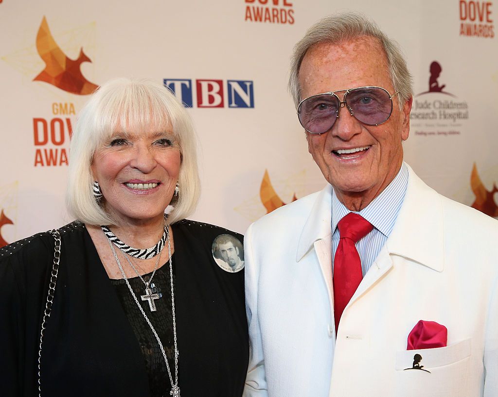Shirley und Pat Boone bei den 45. Annual Dove Awards in Nashville im Jahr 2014. | Quelle: Getty Images