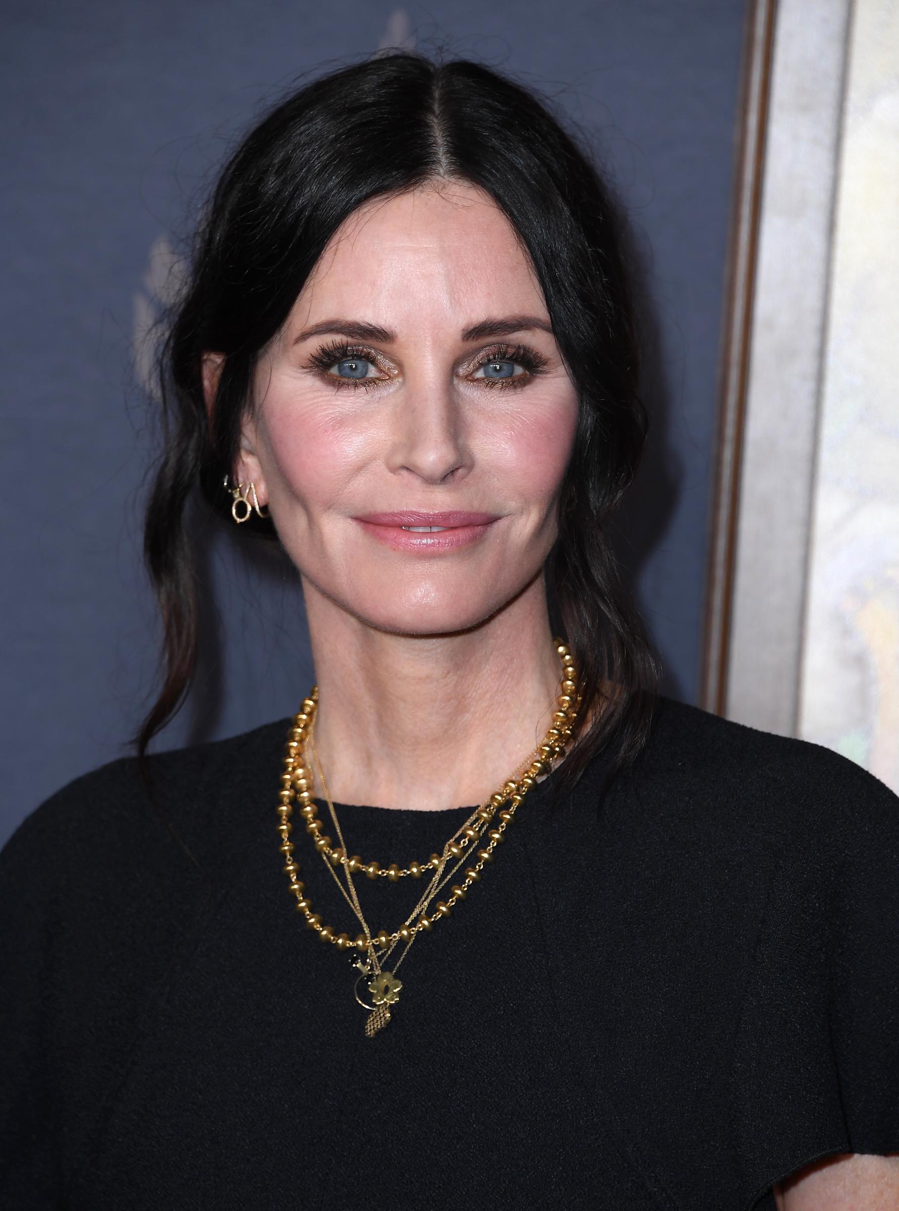 Courtney Cox bei der Premiere von „Shining Vale“, 2022 | Quelle: Getty Images