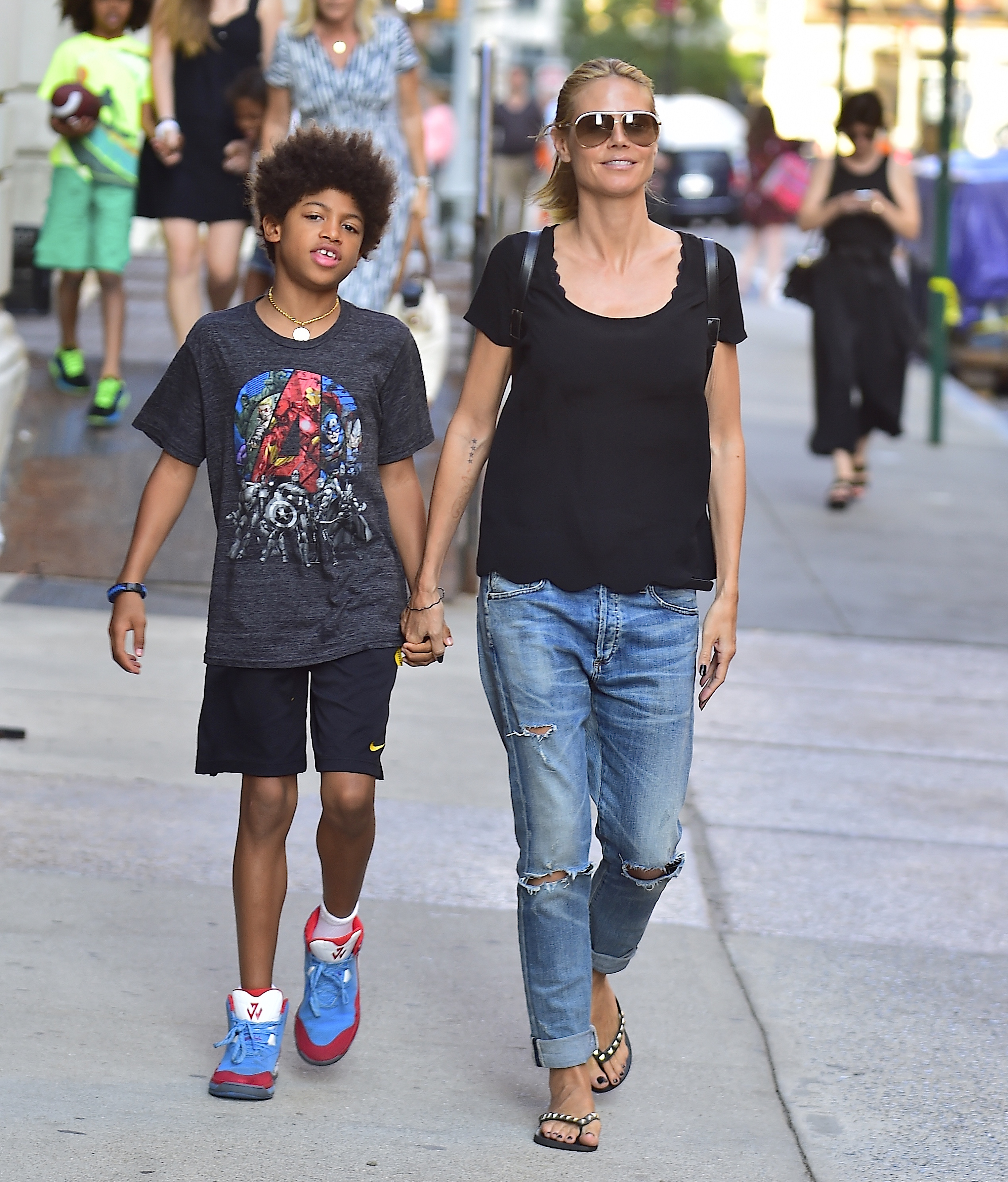 Heidi Klum und Henry Gunther Ademola Dashtu Samuel werden am 9. Juni 2015 in Tribeca in New York City gesehen | Quelle: Getty Images