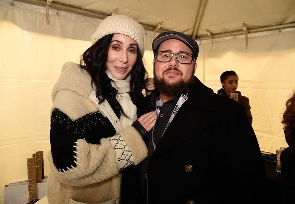 Cher und Chaz Bono | Quelle: Getty Images