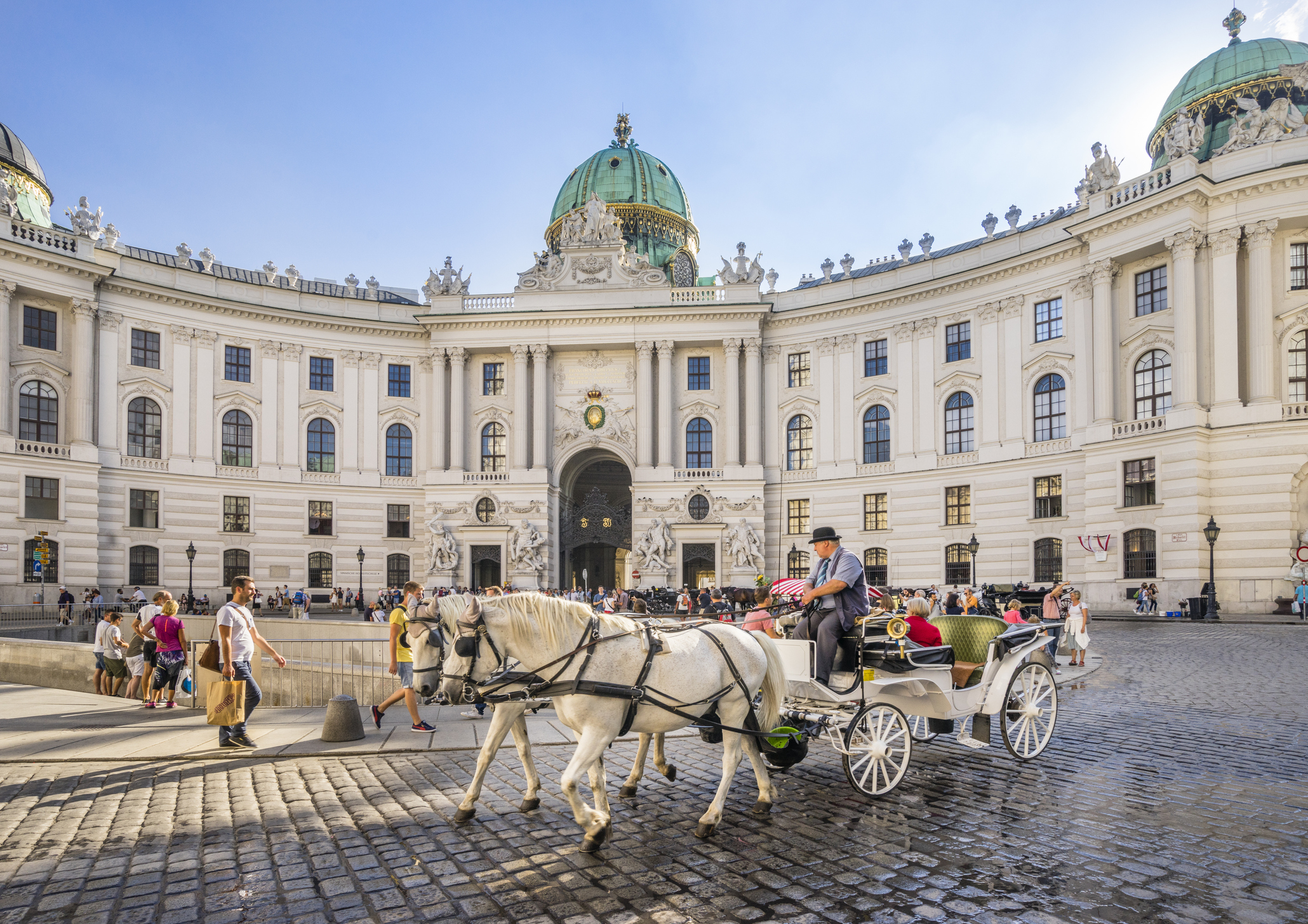 Vienna Hofburg, Michaelerplatz | Quelle: Getty Images