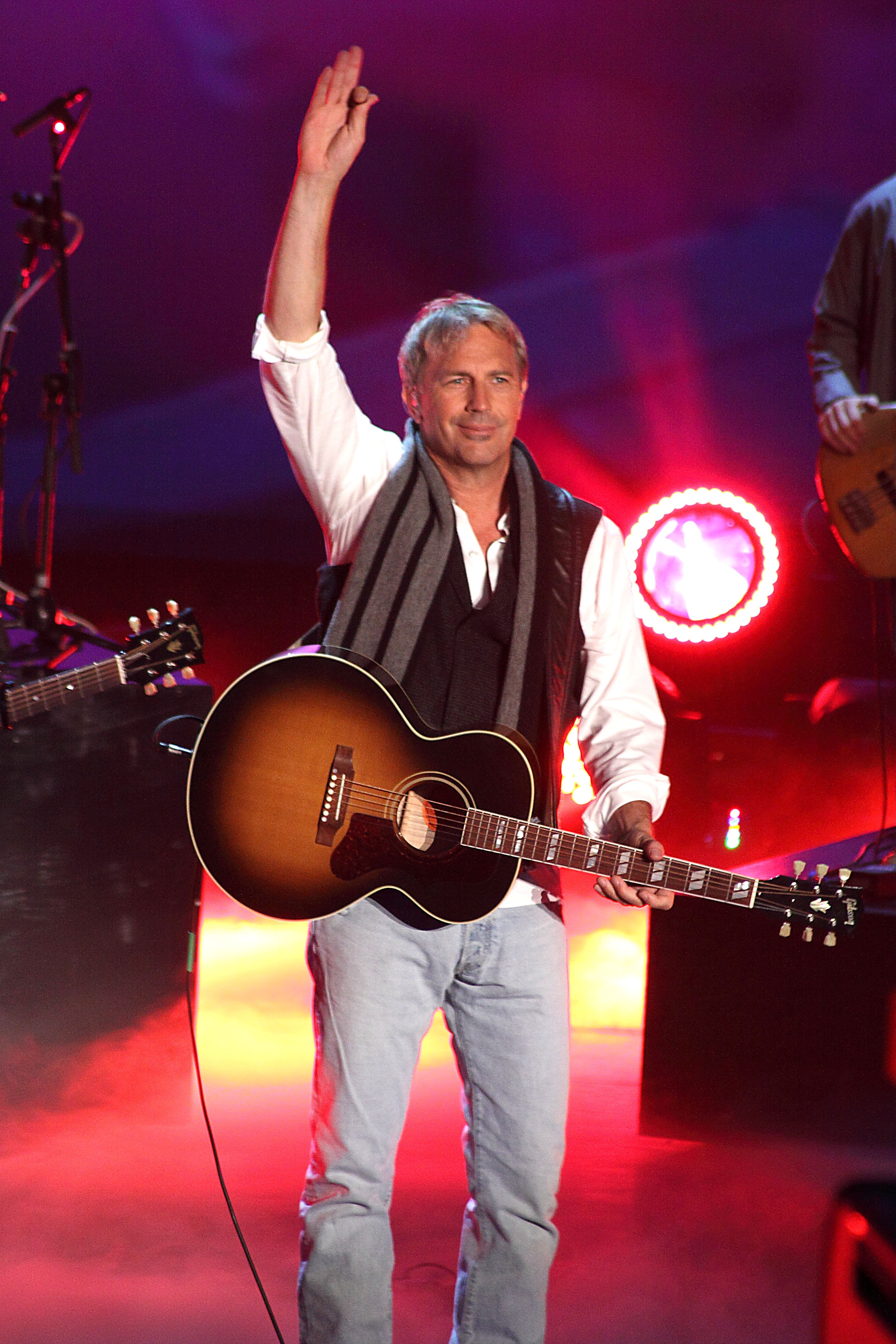 Kevin Costner in Deutschland am 27. Februar 2010. | Quelle: Getty Images