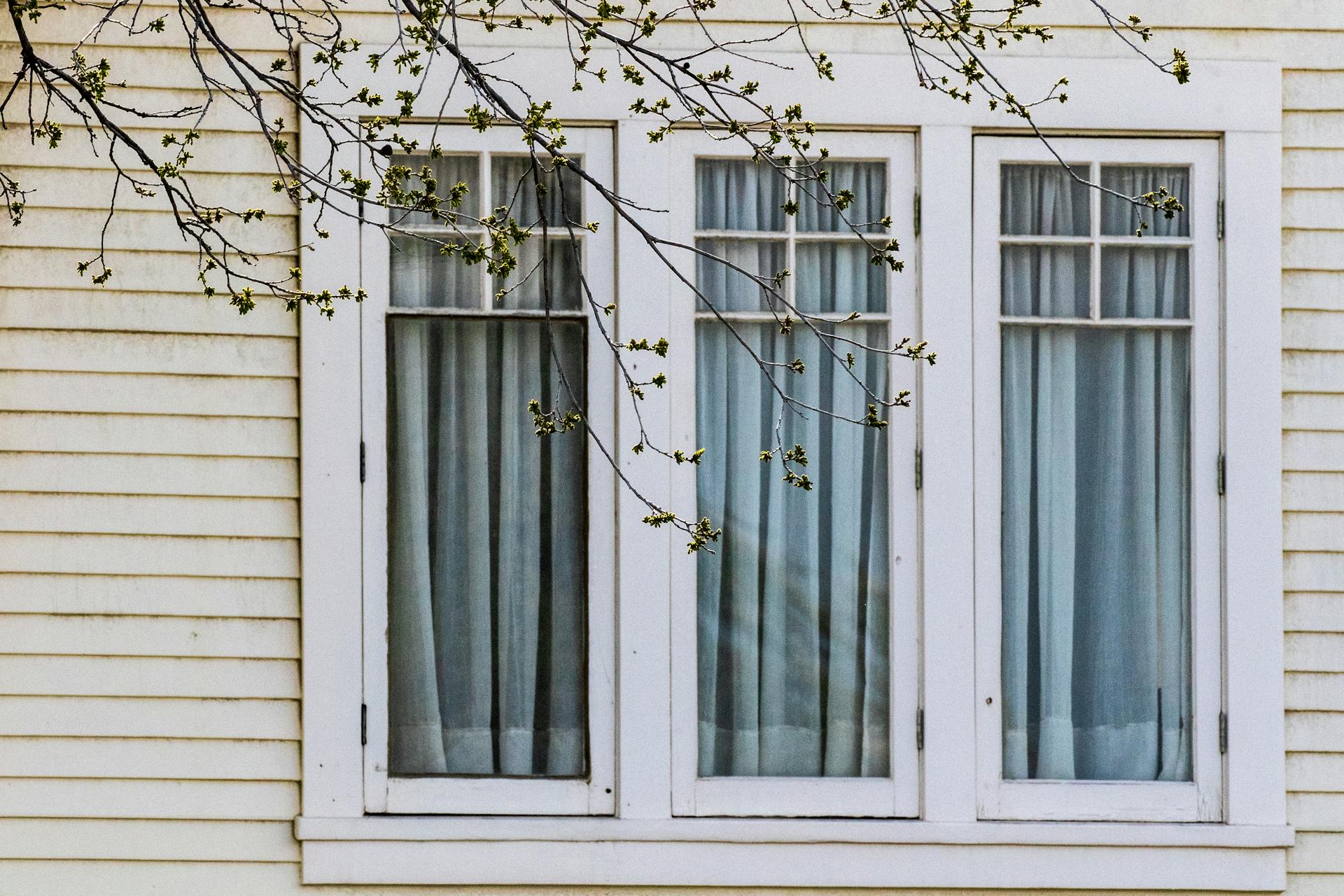 Fenster eines Hauses | Quelle: Pexels