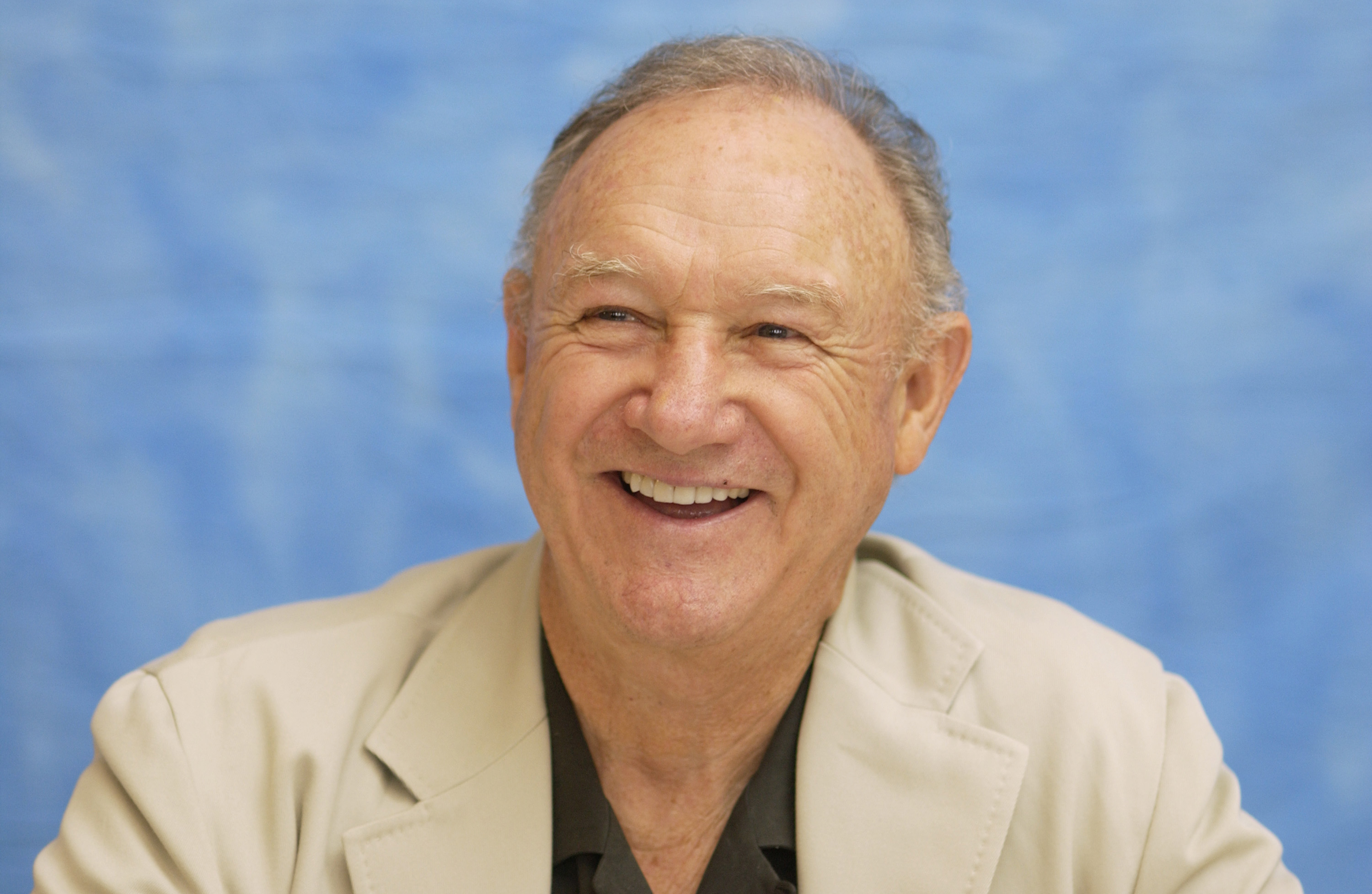 Gene Hackman während der Pressekonferenz der Runaway Jury in New Orleans, Louisiana, Vereinigte Staaten, am 19. September 2003 | Quelle: Getty Images