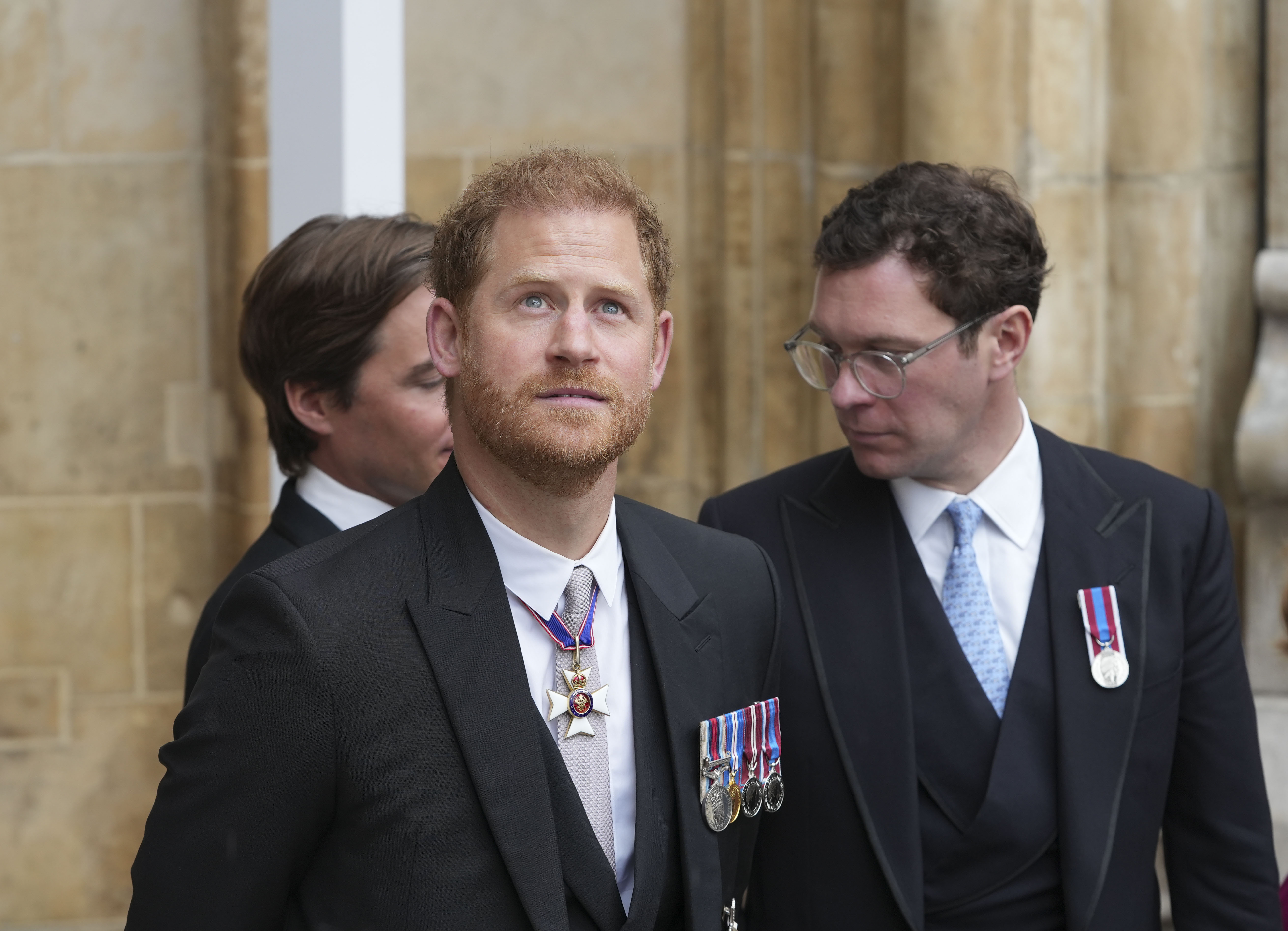 Prinz Harry und Jack Brooksbank. | Quelle: Getty Images