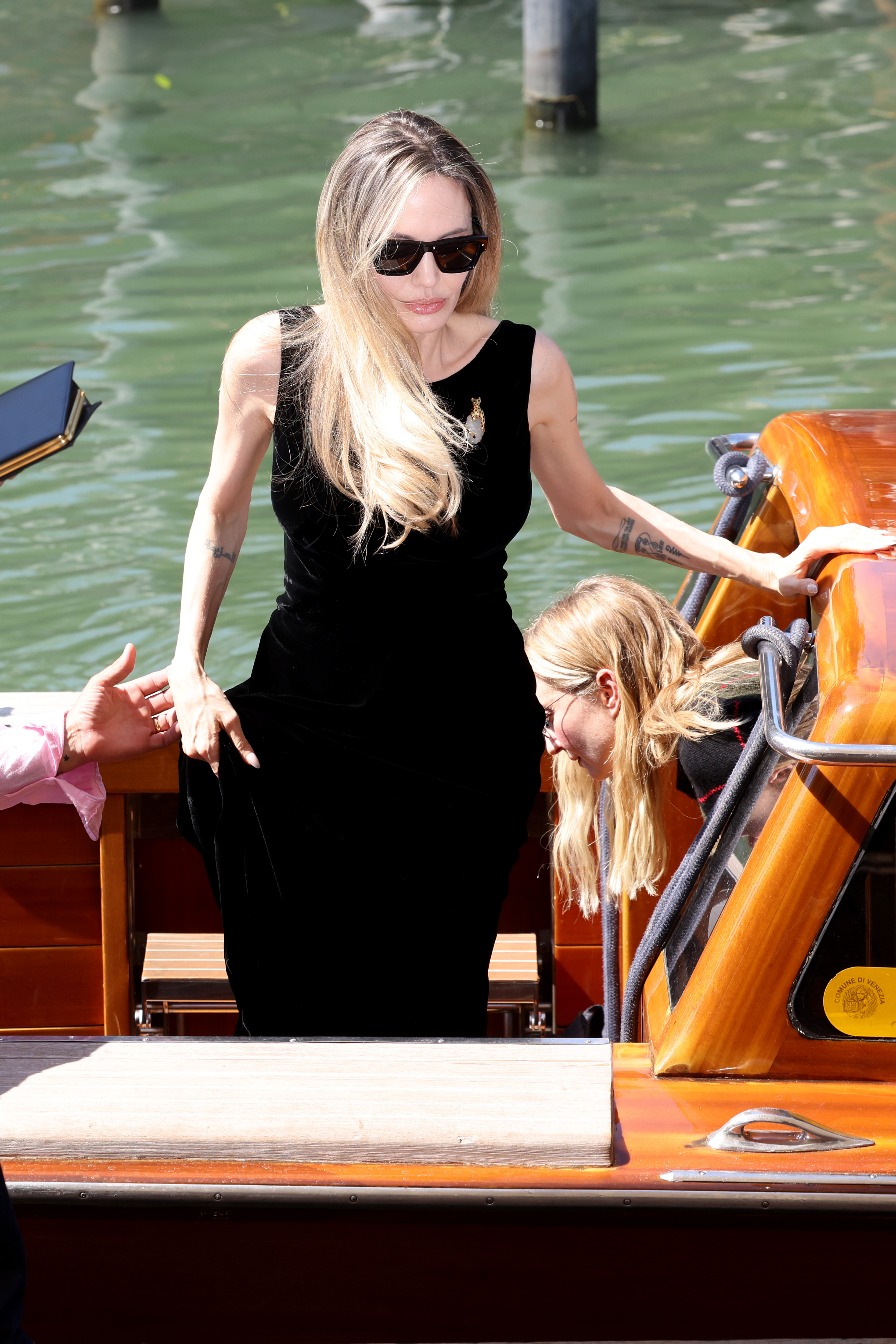 Angelina Jolie bei den 81. Internationalen Filmfestspielen von Venedig in Venedig, Italien am 29. August 2024. | Quelle: Getty Images