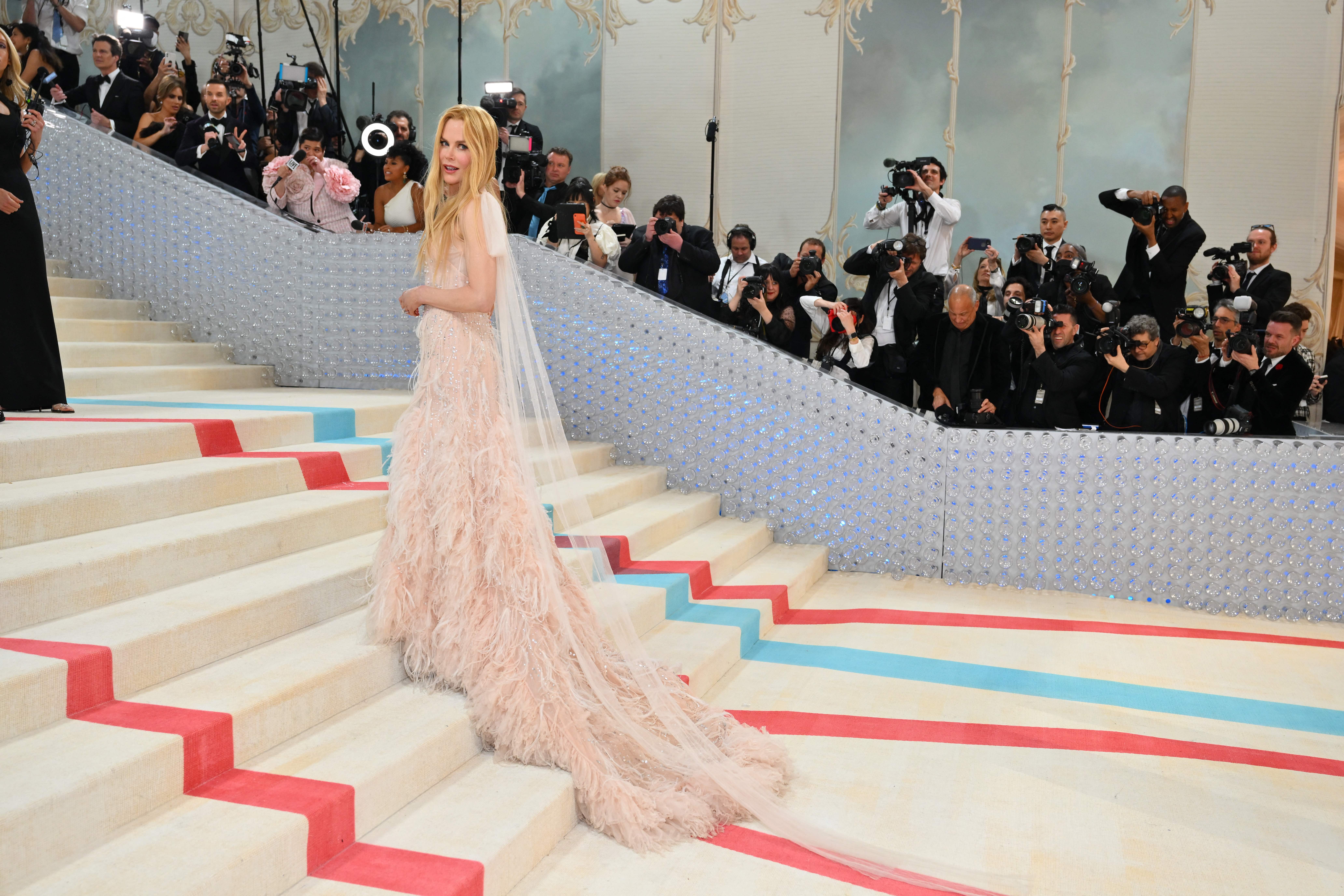 Nicole Kidman kommt zur Met Gala im Metropolitan Museum of Art in New York am 1. Mai 2023. | Quelle: Getty Images