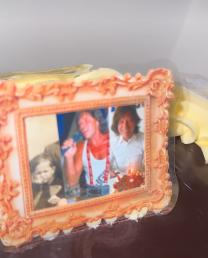 Jürgen Drews' Geburtstagstorte | Quelle: instagram.com/reels/DWodQ-qjbKc/