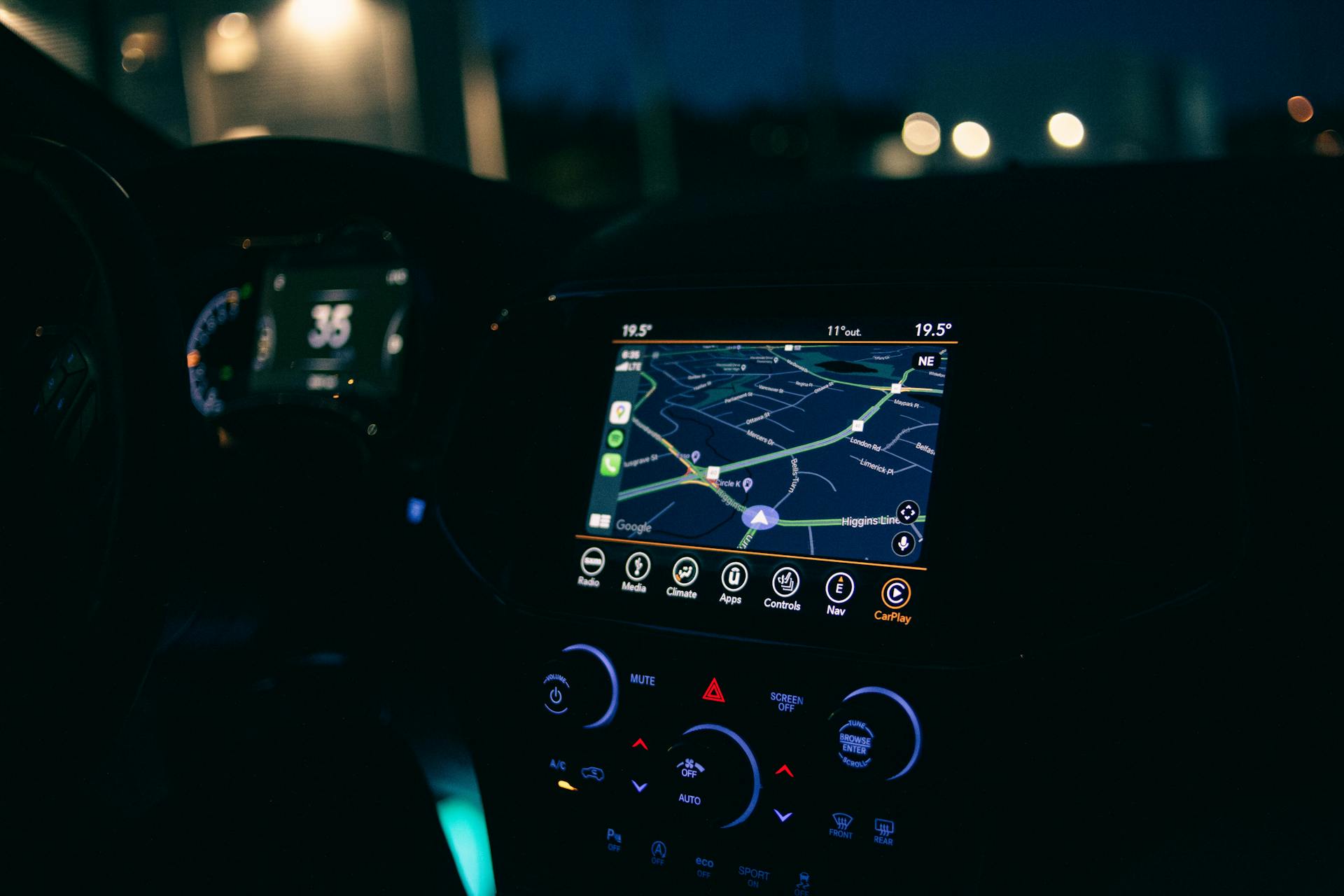 Auto-GPS | Quelle: Pexels