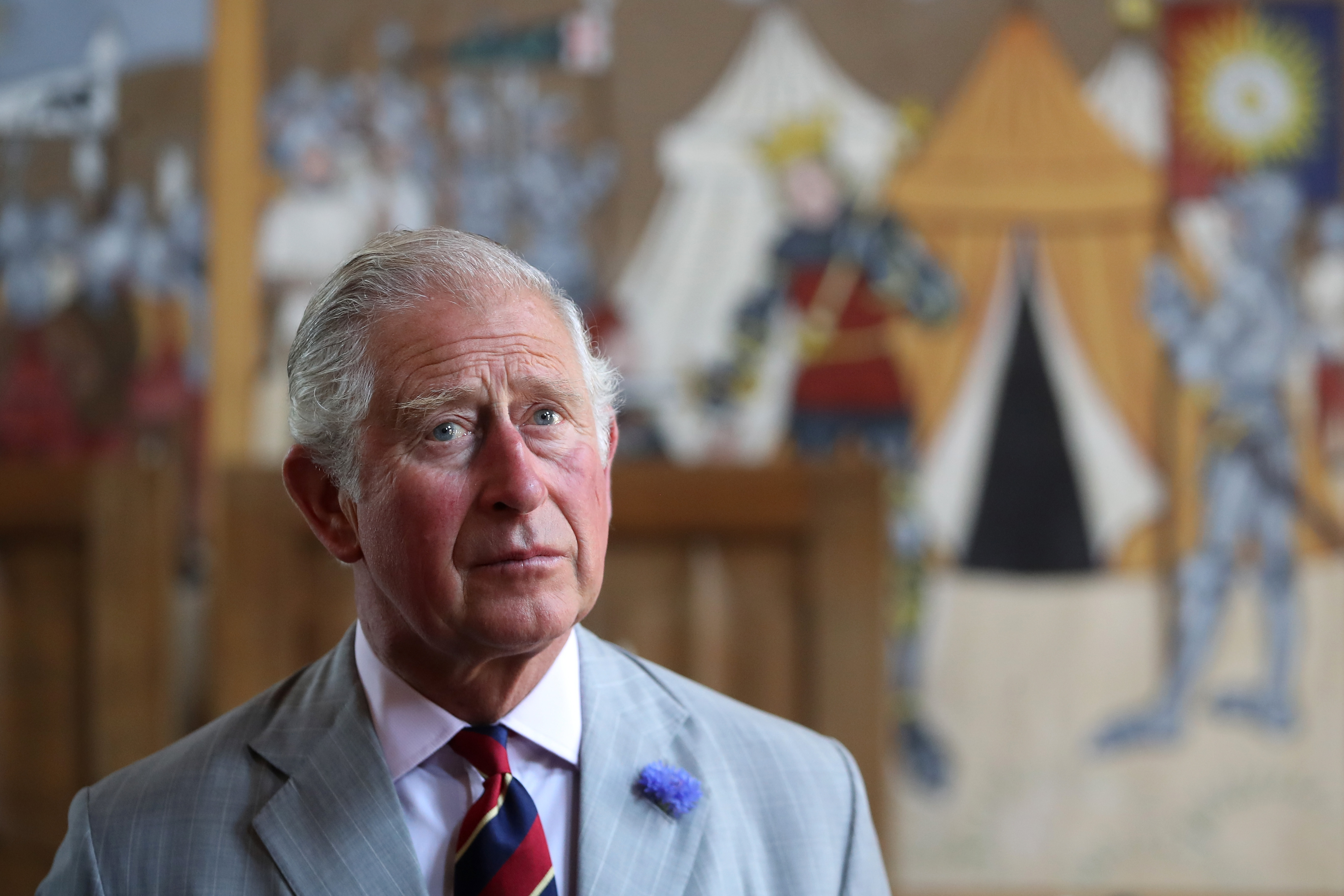 König Charles, besucht Tretower Court am 5. Juli 2018 in Crickhowell, Wales | Quelle: Getty Images