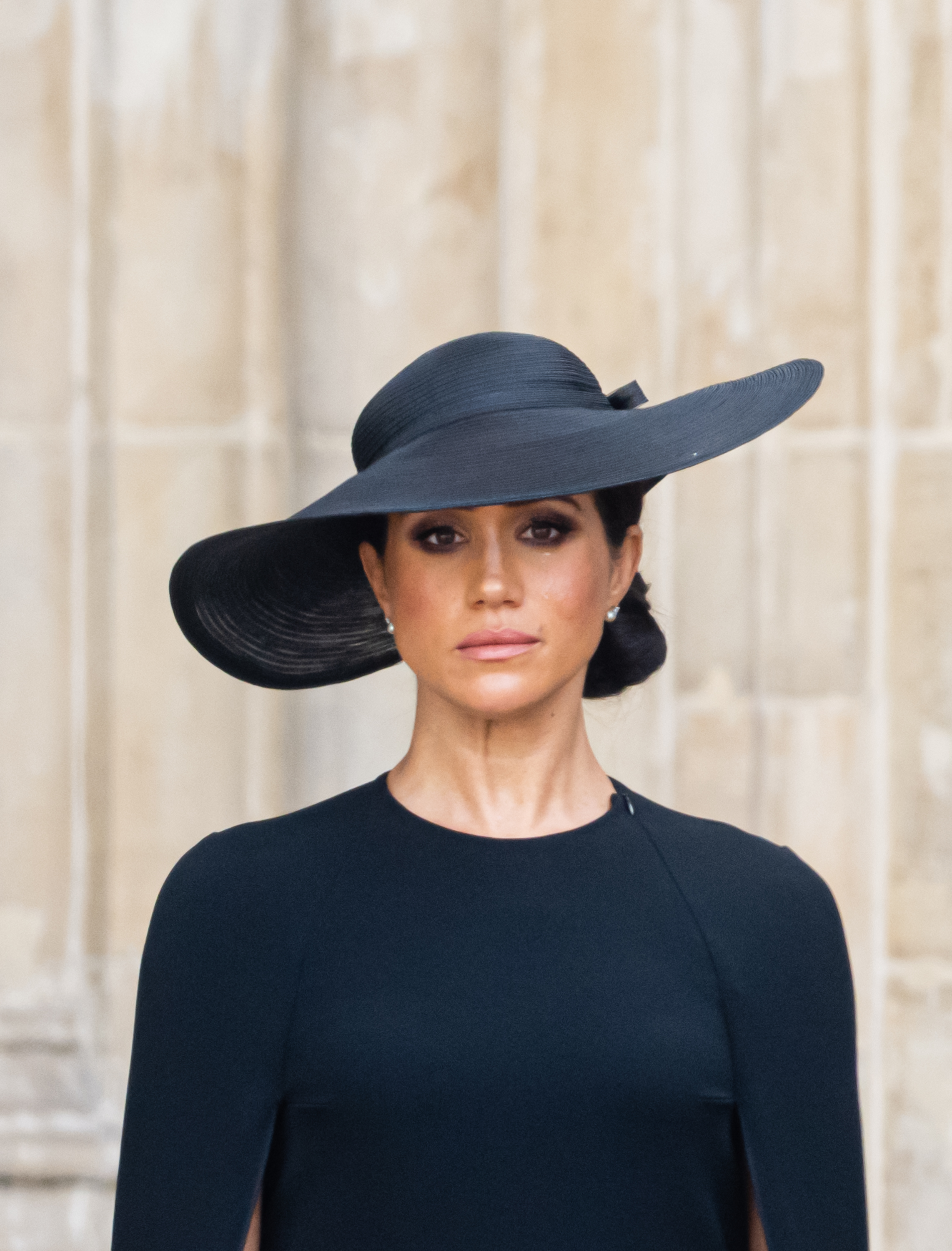 Meghan Markle beim Staatsbegräbnis von Queen Elizabeth II. in der Westminster Abbey am 19. September 2022 in London, England | Quelle: Getty Images