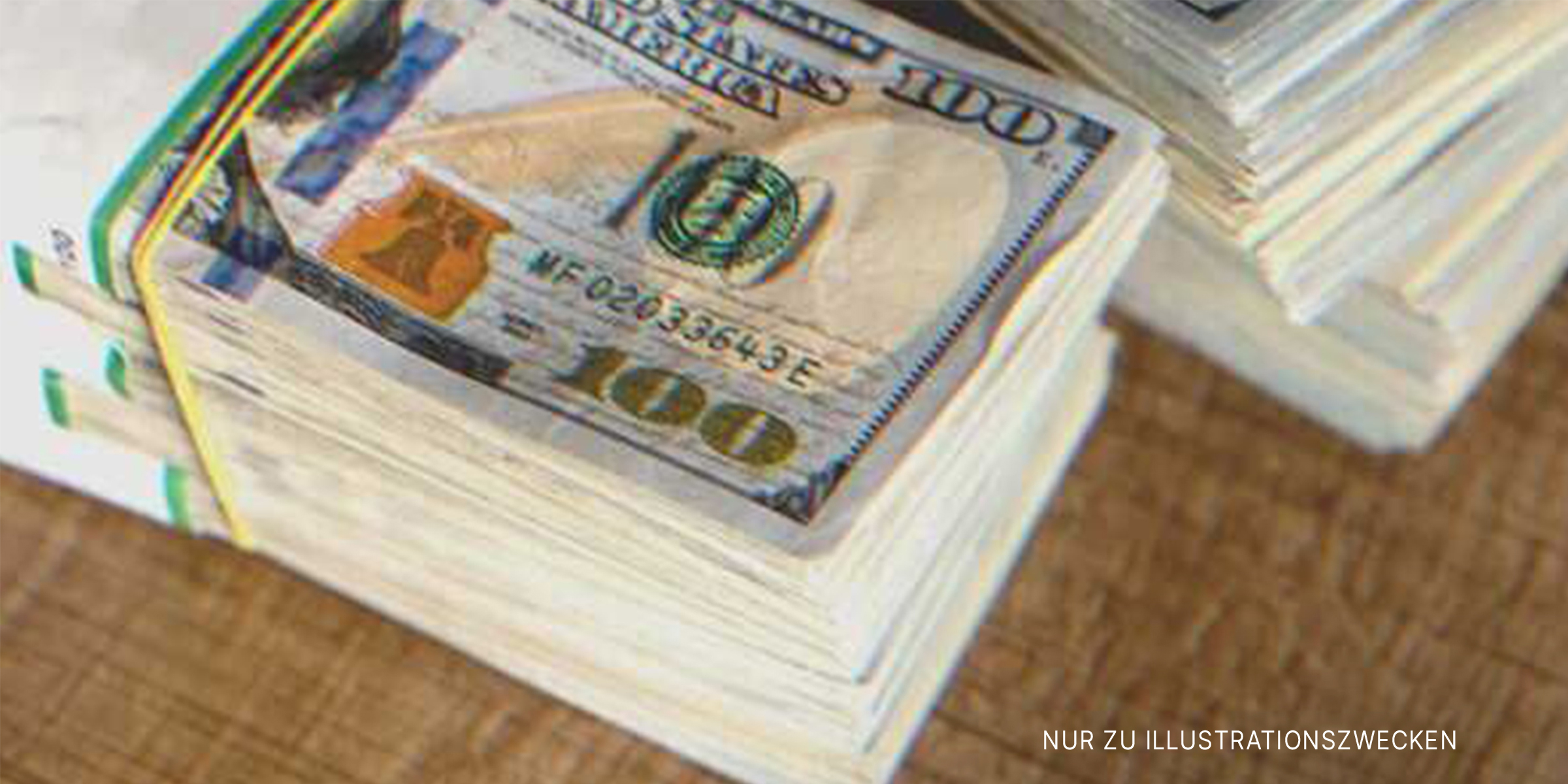 Ein Bündel Bargeld | Quelle: Shutterstock