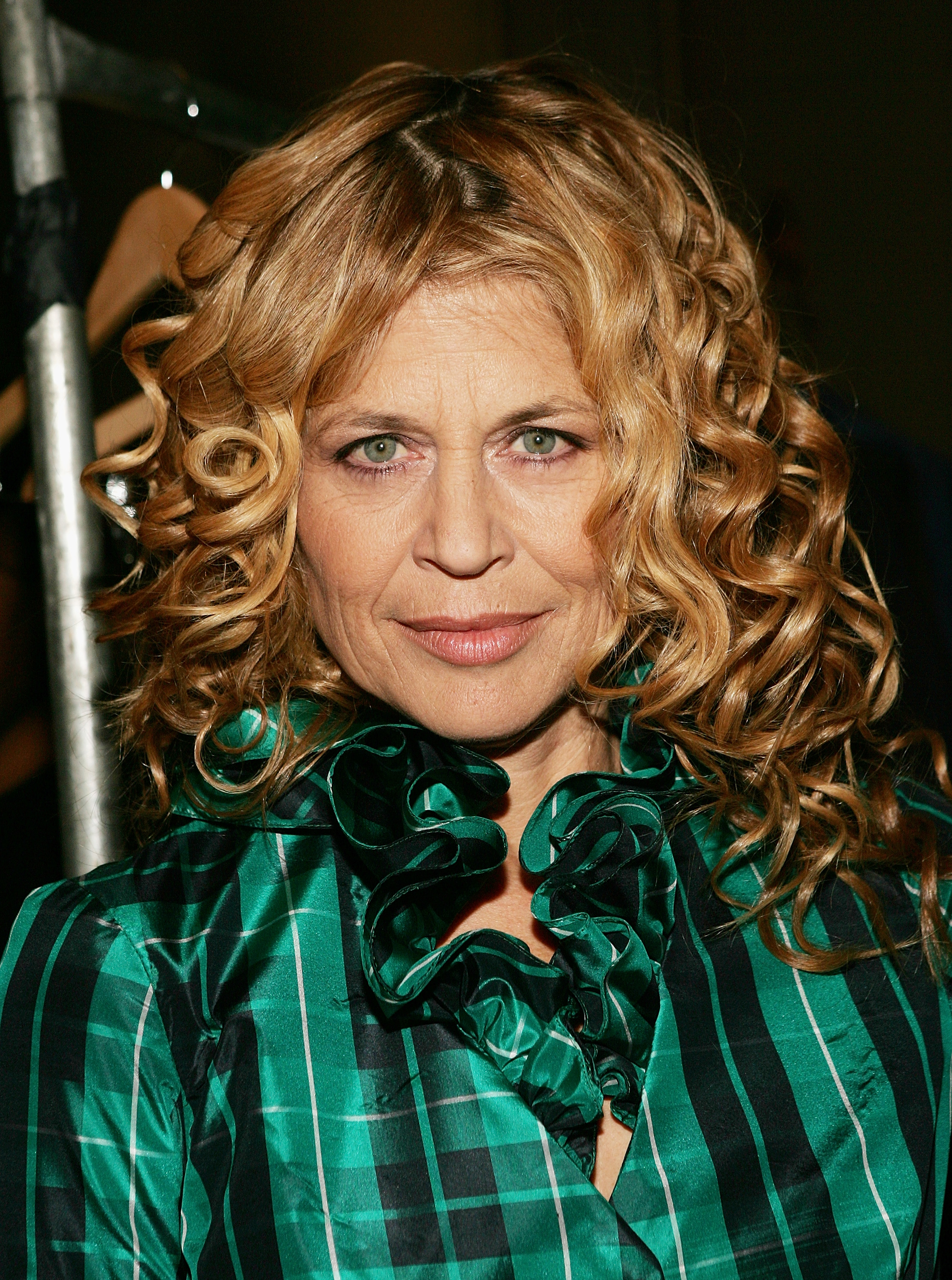 Linda Hamilton hinter der Bühne bei "Dressed To Kilt 2007" am 2. April 2007 in New York. | Quelle: Getty Images