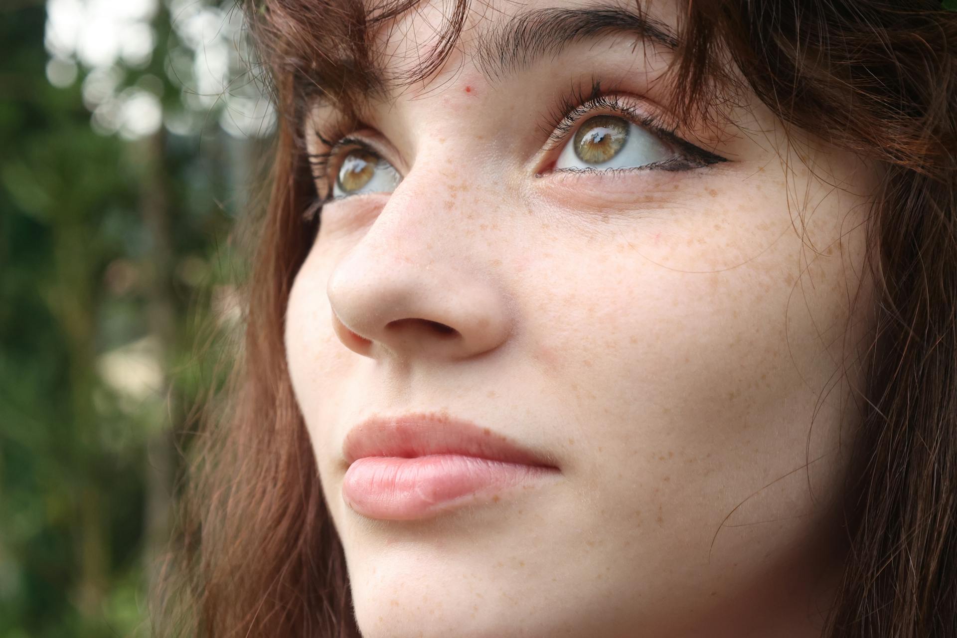 Eine Nahaufnahme des Gesichts einer Frau | Quelle: Pexels