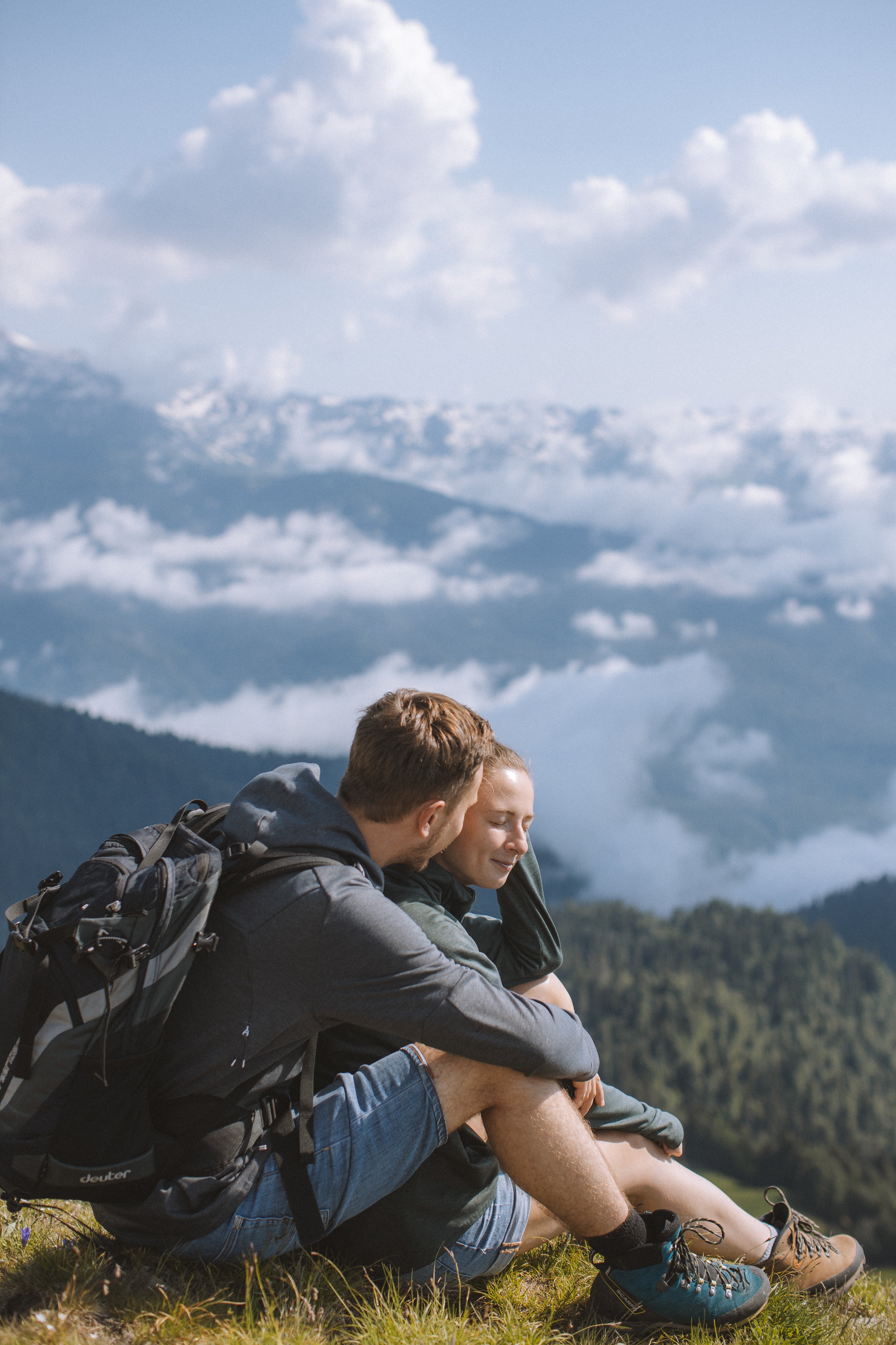 Alicia und John waren unsterblich ineinander verliebt und reisten gemeinsam um die Welt | Quelle: Pexels