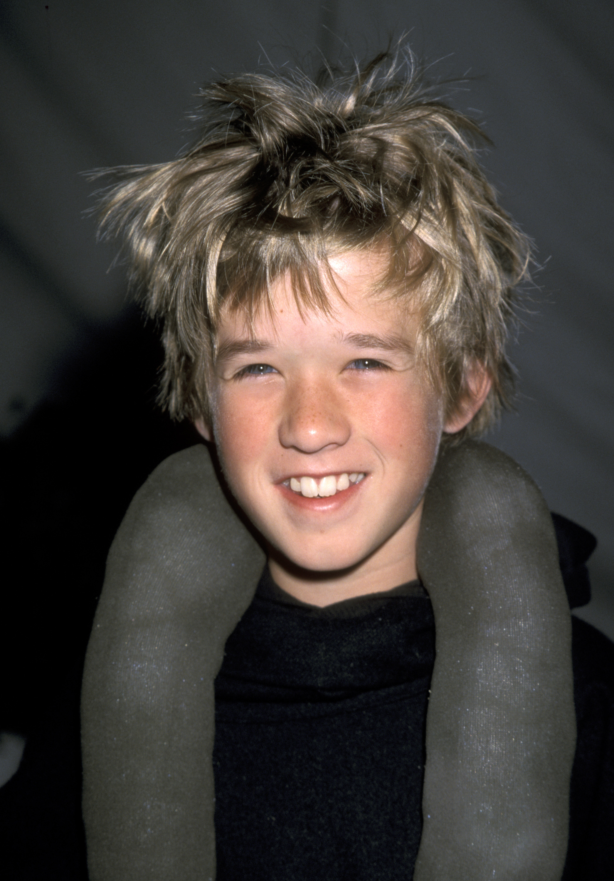 Haley Osment während der 6th Annual Dream Halloween Benefizveranstaltung im Barker Hangar am 30. Oktober 1999 in Santa Monica, Kalifornien. | Quelle: Getty Images