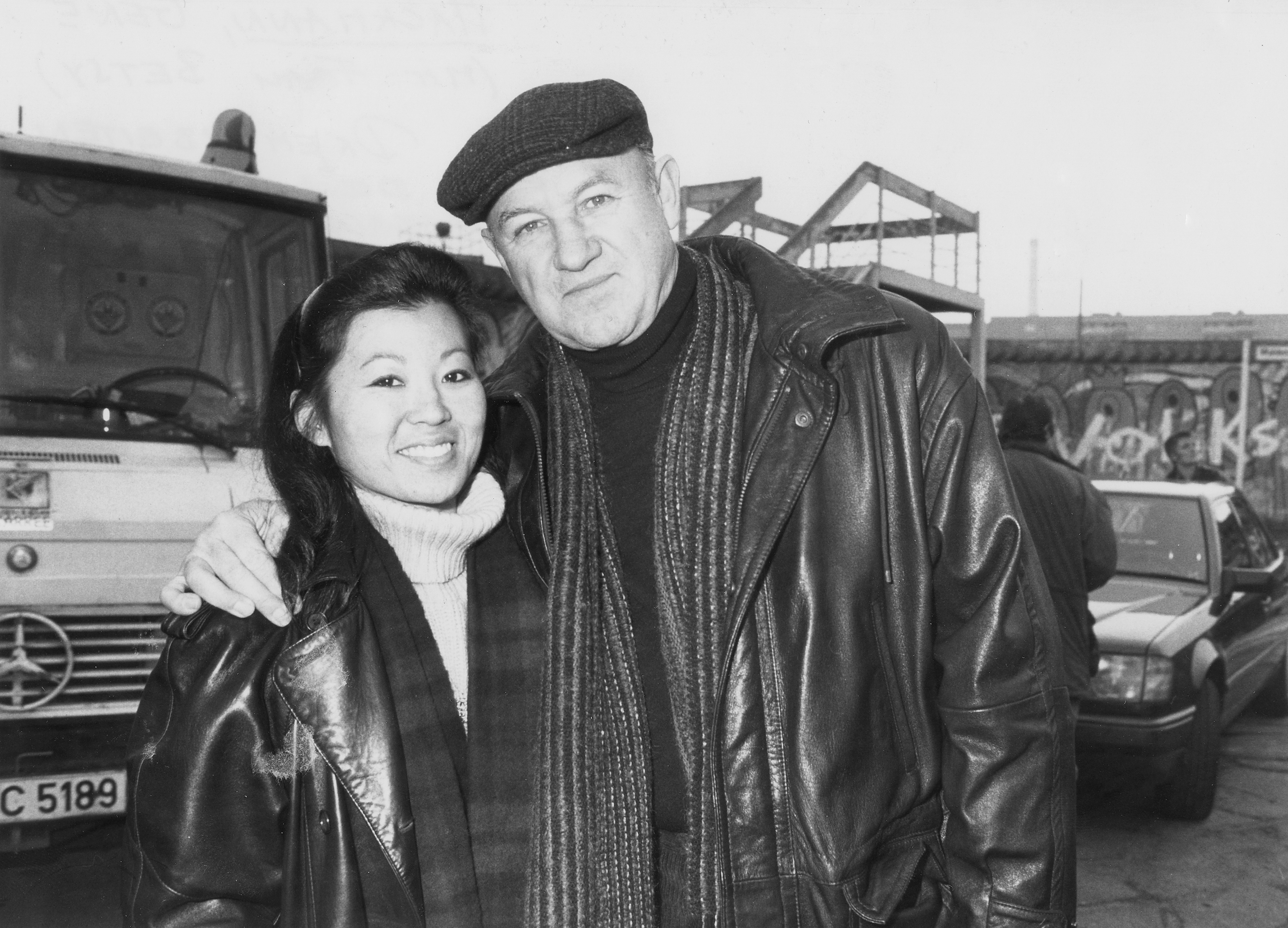 Betsy Arakawa und Gene Hackman, aufgenommen 1989 | Quelle: Getty Images