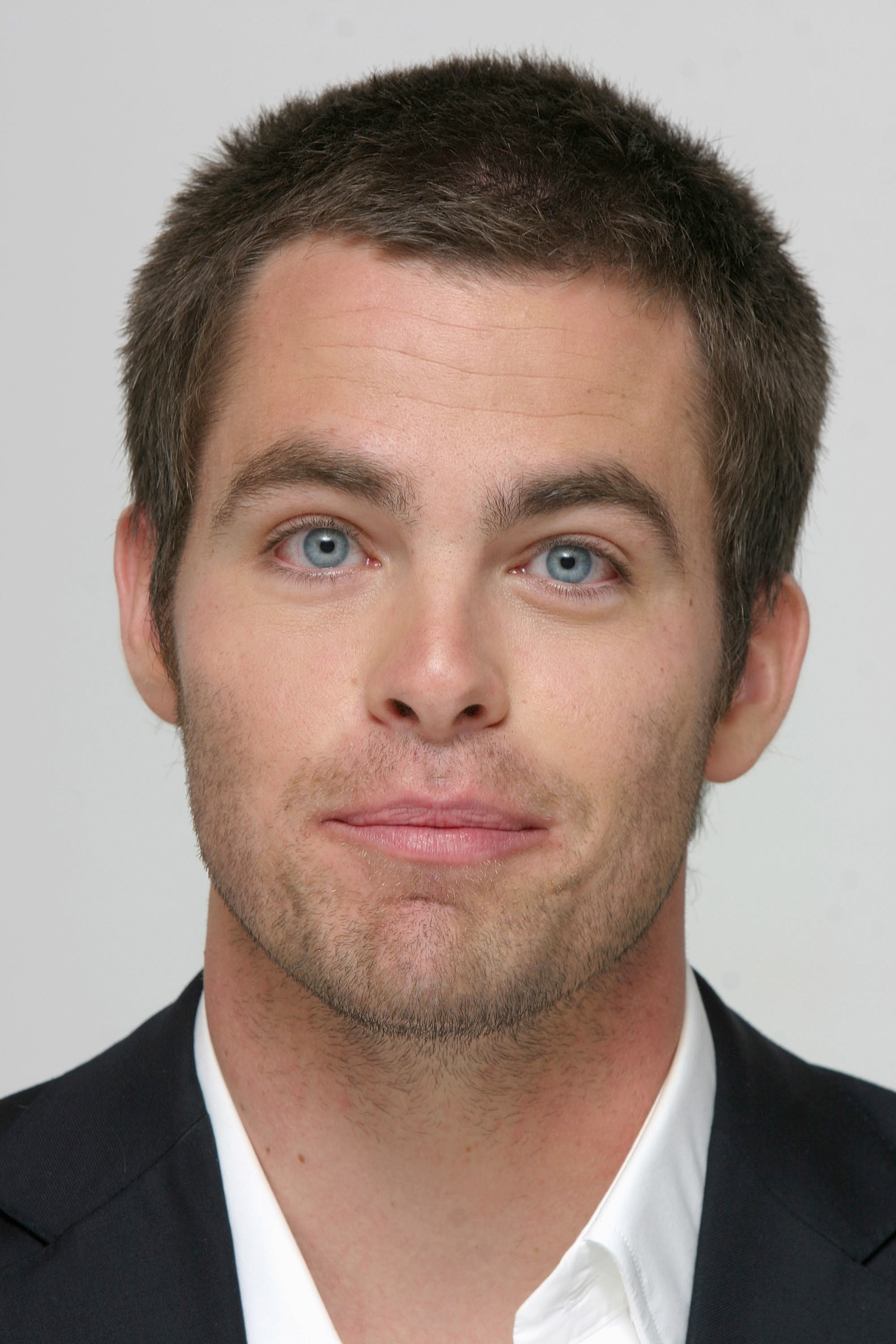 Chris Pine im Four Seasons Hotel am 28. April 2006 in Los Angeles, Kalifornien. | Quelle: Getty Images