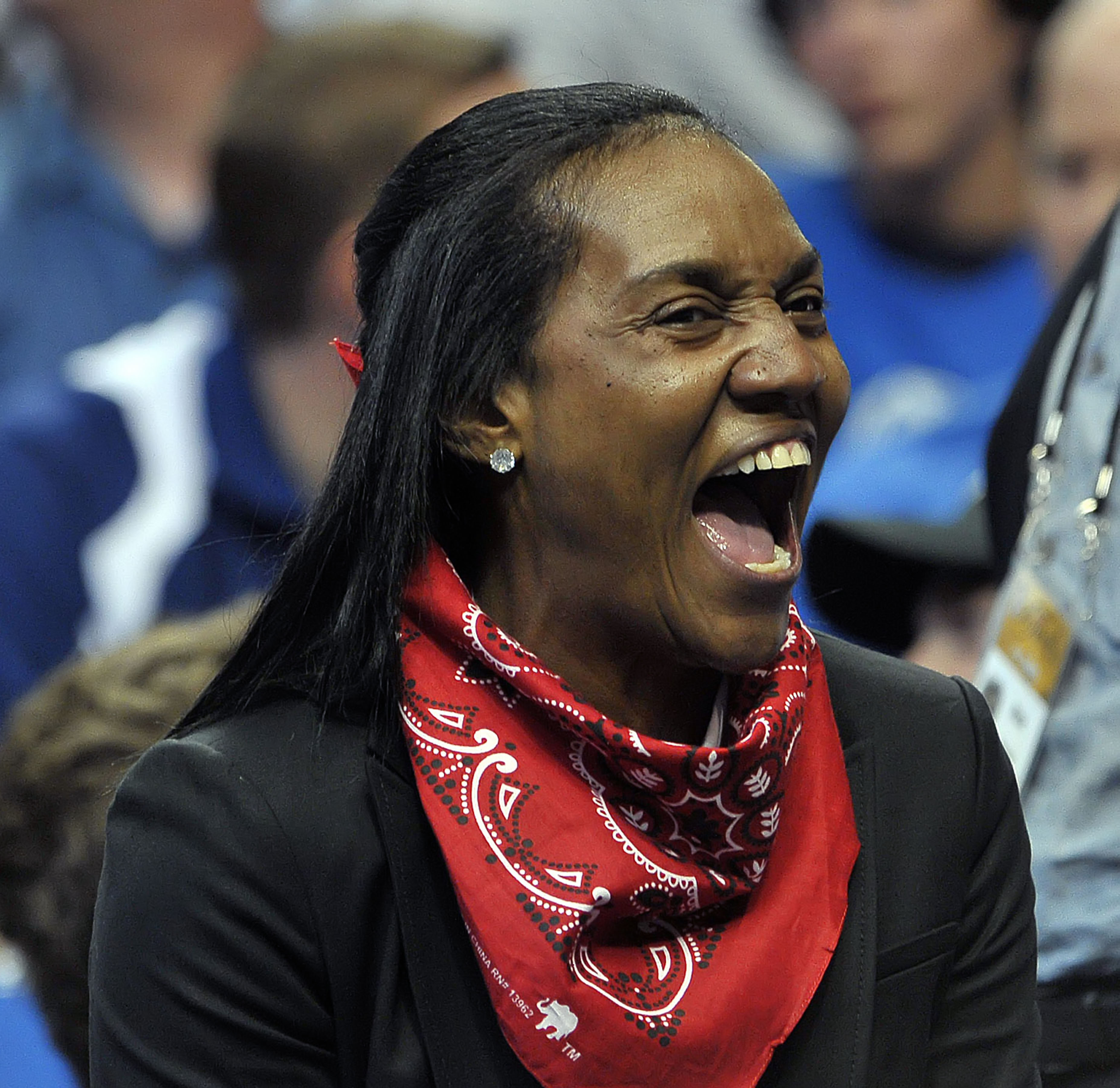 LeBron James' Mutter Gloria während der NBA Finals zwischen den Miami Heat und den Dallas Mavericks in Dallas, Texas, am 7. Juni 2011 | Quelle: Getty Images