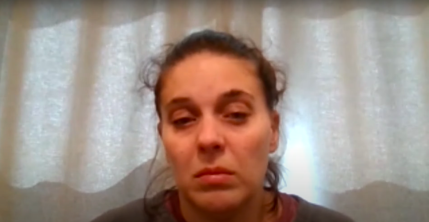 Ashlee Dahlberg spricht über den Tod ihres Sohnes, gepostet am 29. Mai 2025. | Quelle: YouTube/WTHR