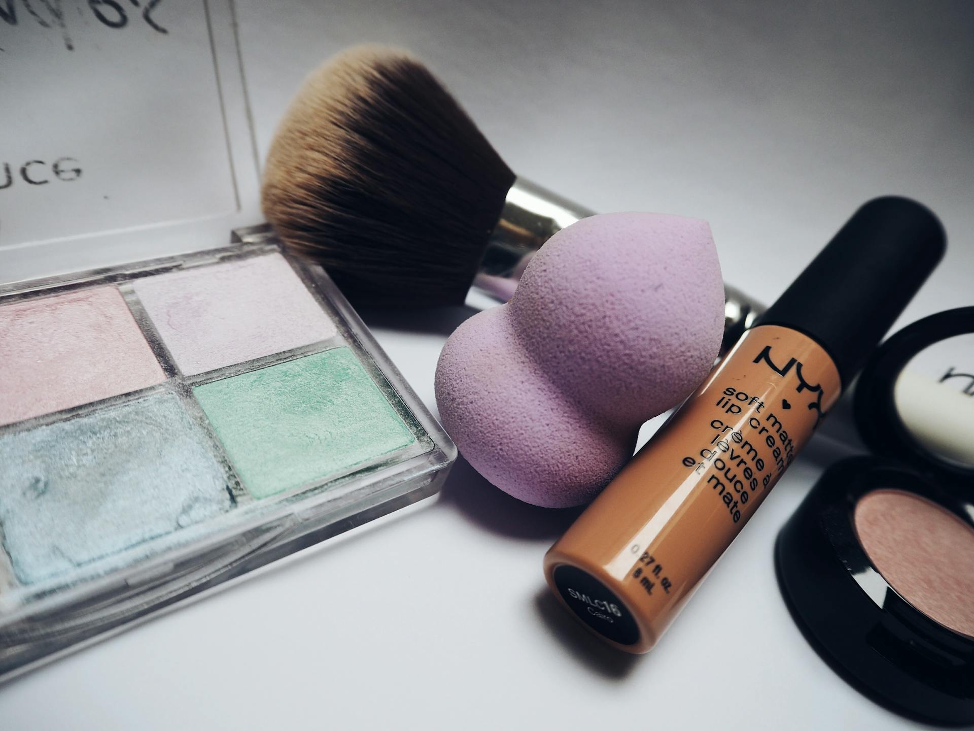 Eine Nahaufnahme des Make-ups | Quelle: Pexels