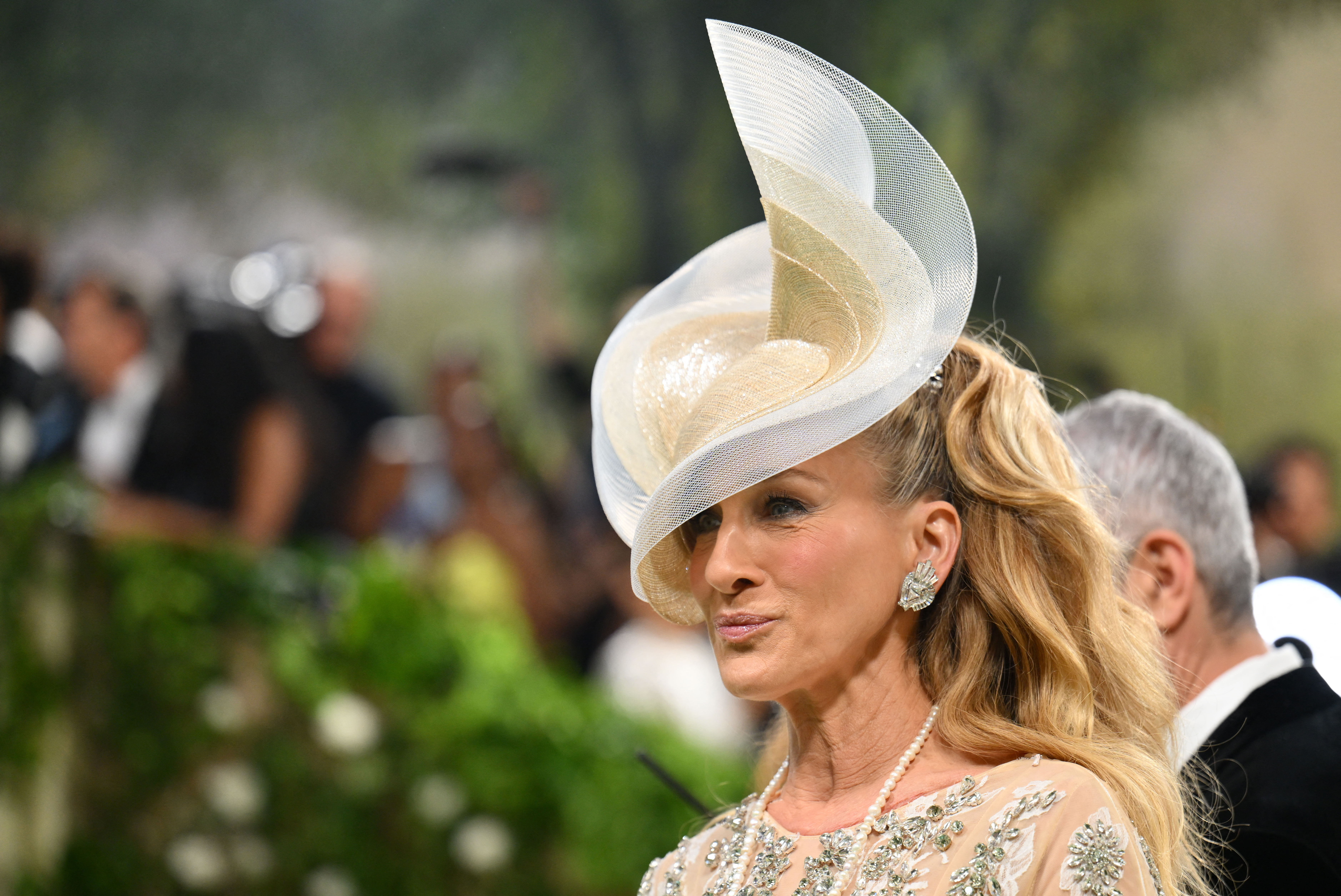 Sarah Jessica Parker besucht die Met Gala 2024 mit dem Thema "Sleeping Beauties: Reawakening Fashion", am 6. Mai 2024 in New York. | Quelle: Getty Images