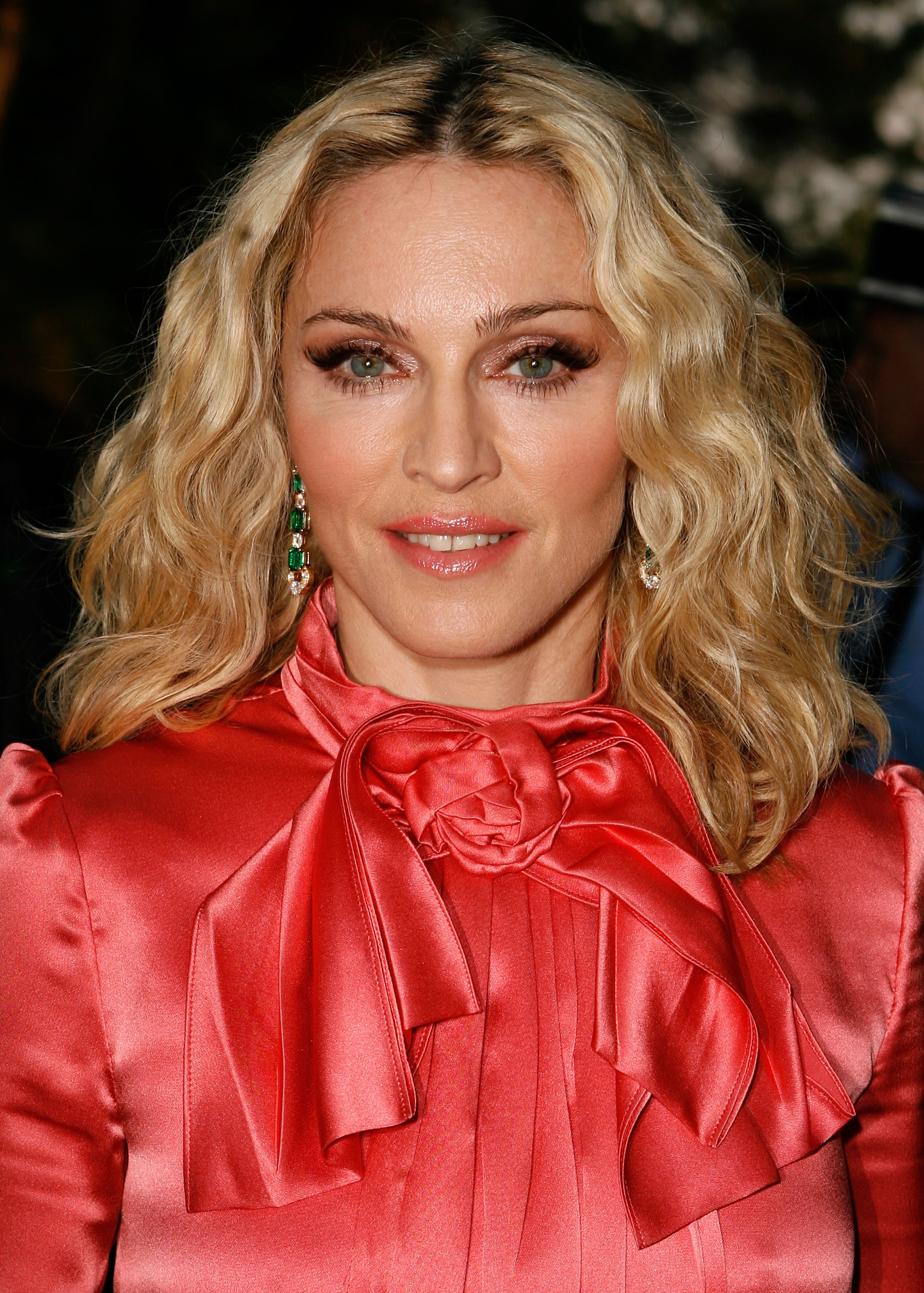 Madonna bei der amfAR-Benefizveranstaltung Cinema Against AIDS 2008 im Le Moulin de Mougins während der 61. Internationalen Filmfestspiele von Cannes am 22. Mai 2008 in Cannes, Frankreich | Quelle: Getty Images