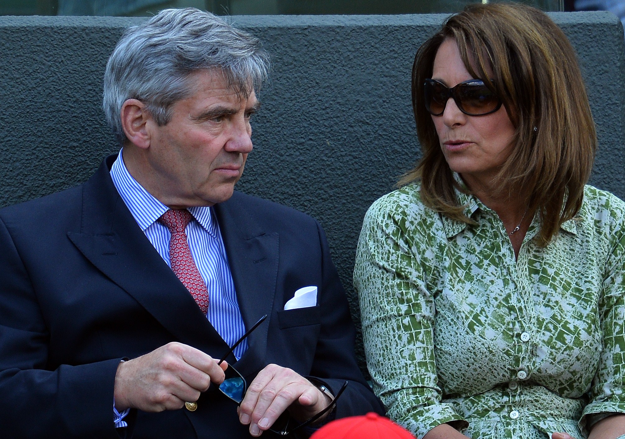 Michael Middleton und Carole Middleton bei den Wimbledon Championships in London im Jahr 2015 | Quelle: Getty Images