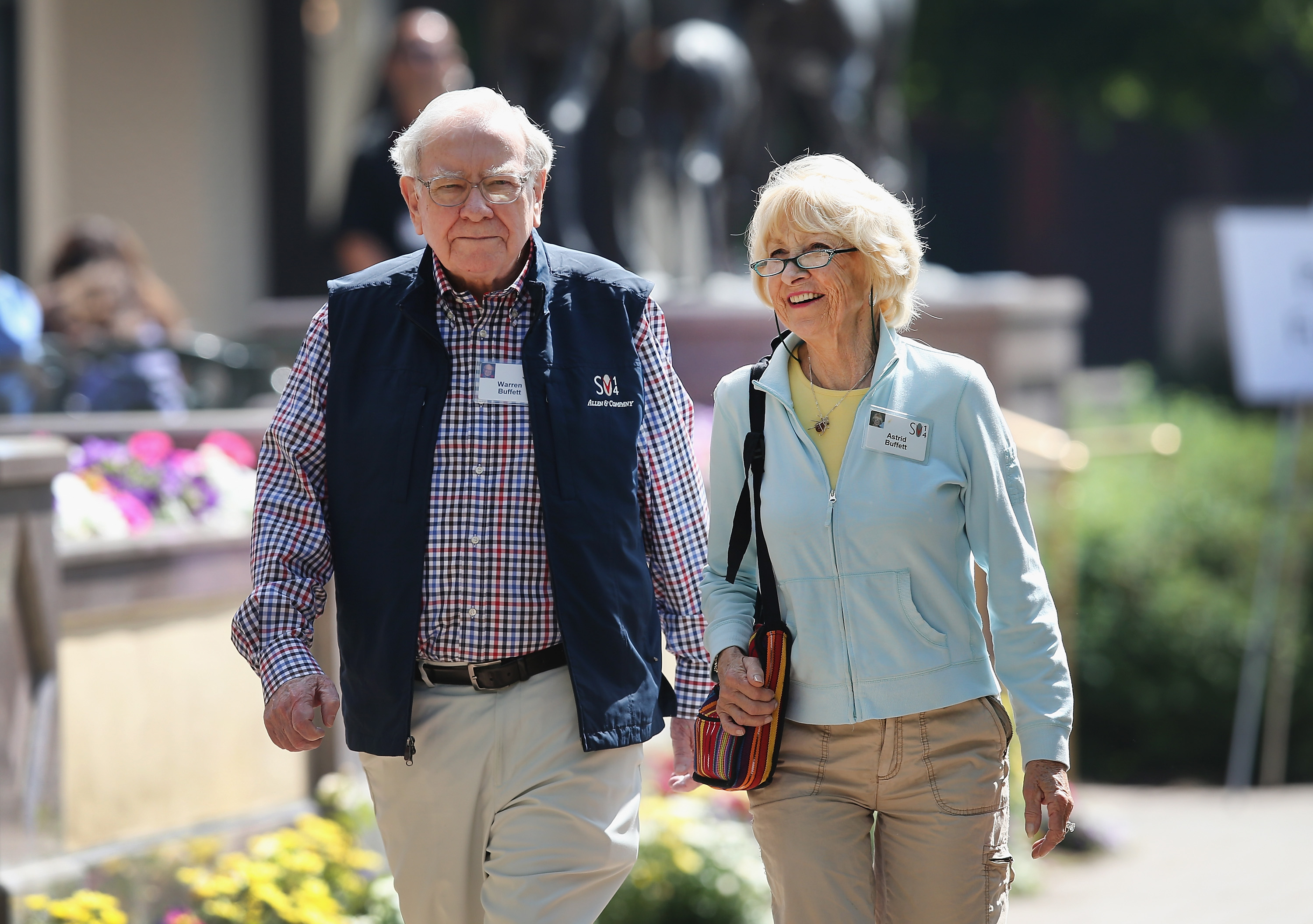 Warren und Astrid Buffett bei der Allen & Company Sun Valley Conference in Sun Valley, Idaho, am 12. Juli 2014. | Quelle: Getty Images