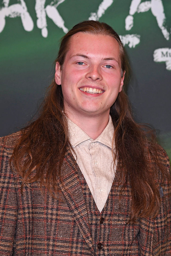 Gabriel Kelly besucht am 20. November 2025 die Premiere des Musicals „Tarzan“ im Stage Theater Neue Flora in Hamburg. | Quelle: Getty Images