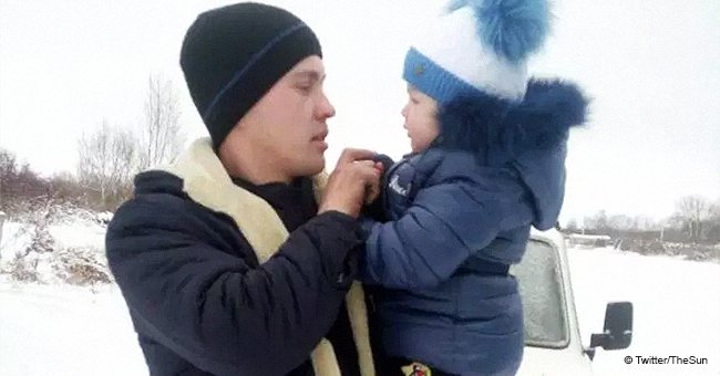 Kleinkind ertrinkt, nachdem Papa sie zur „Unterhaltung” über einen gefrorenen Fluss mitnimmt