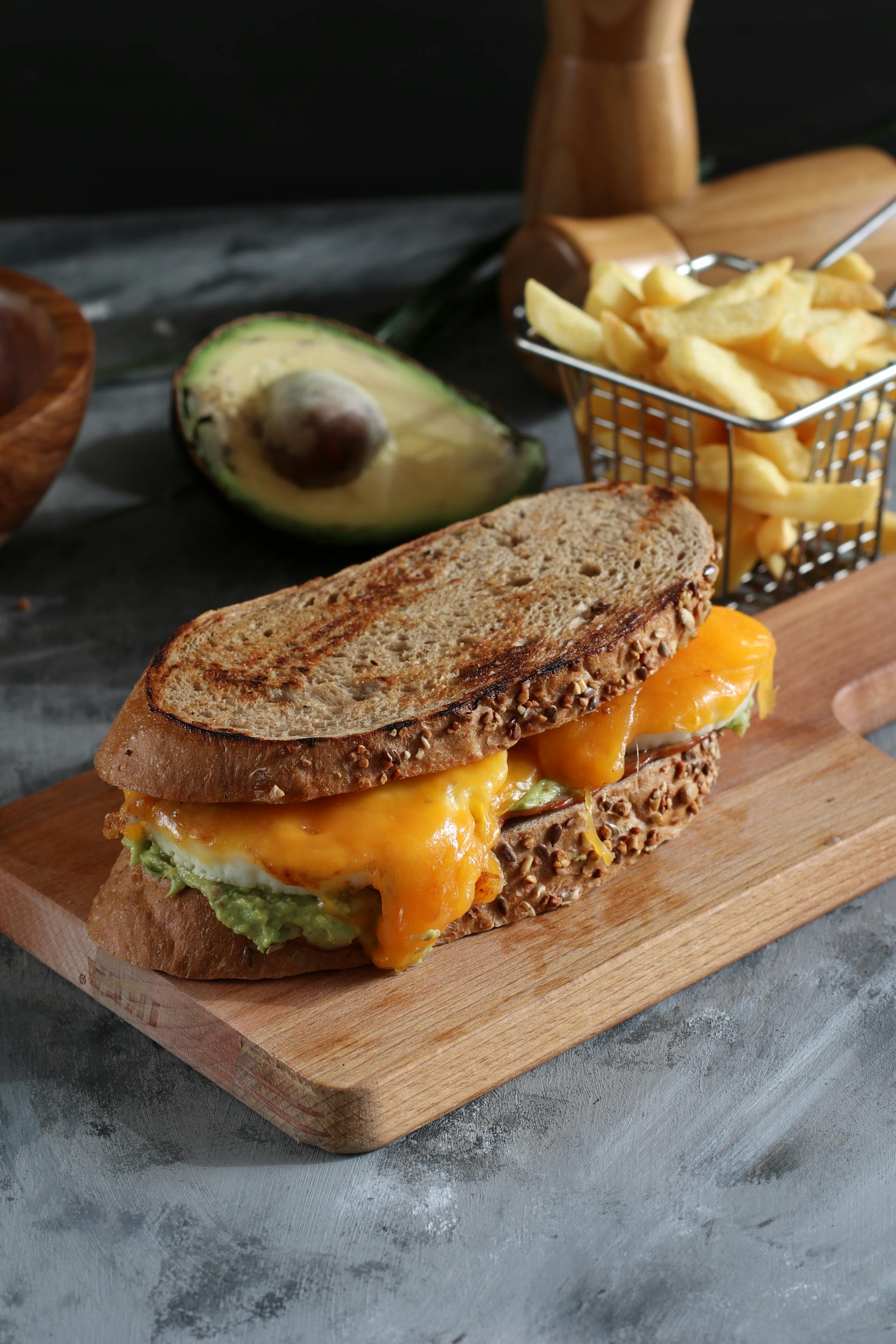 Ein getoastetes Käsesandwich | Quelle: Pexels