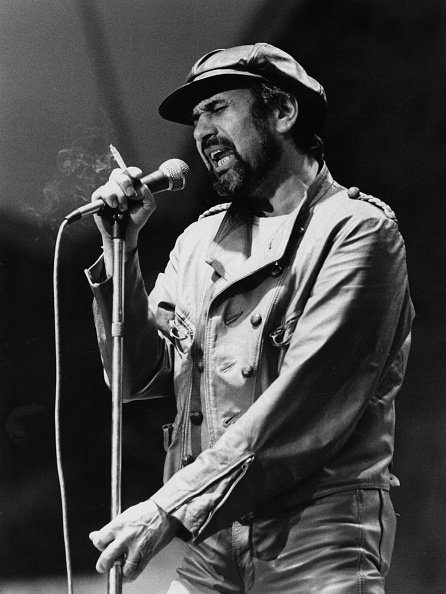 Drafi Deutscher bei einem Auftritt, 1984 | Quelle: Getty Images