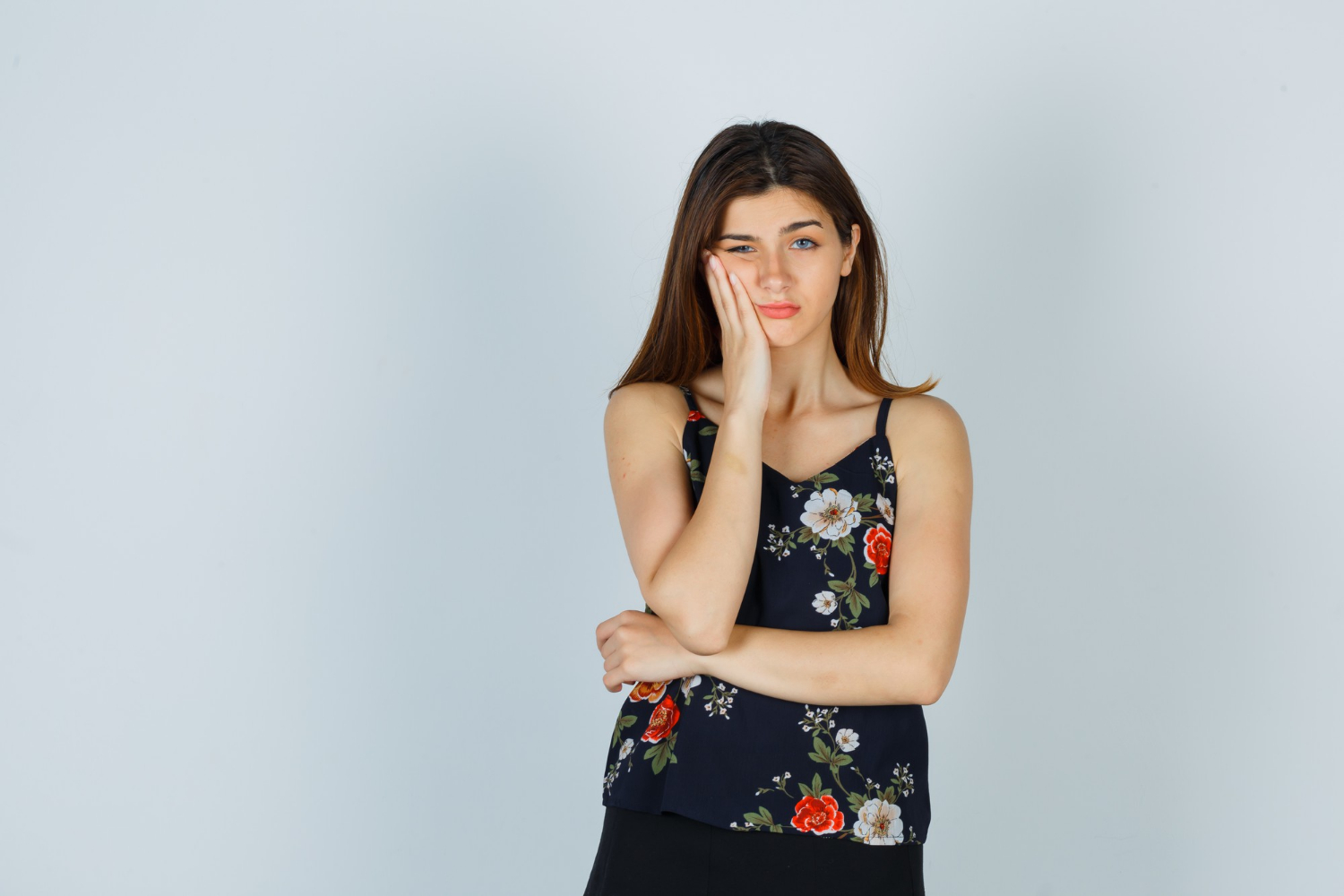 Eine traurige Frau | Quelle: Freepik