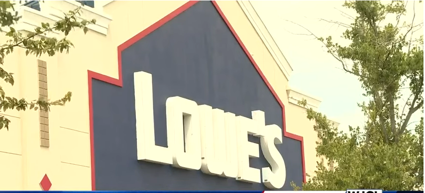 Donna Hansbrough arbeitete bei Lowe's in Georgia | Quelle: Youtube.com/WJCL News