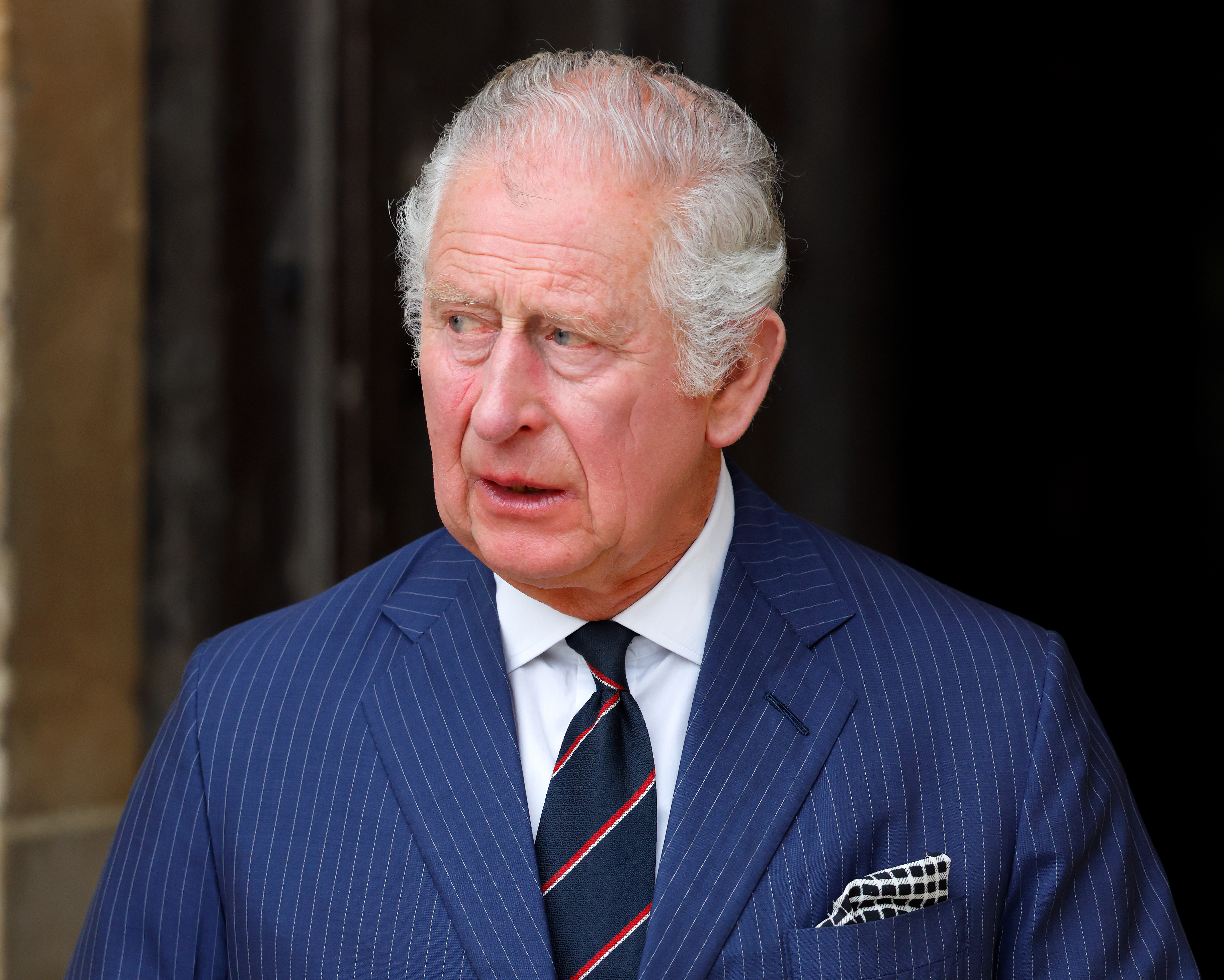 König Charles III. nimmt an einem Dankgottesdienst für das Leben von Prinz Philip am 29. März 2022 in Sandringham, England, teil: Getty Images