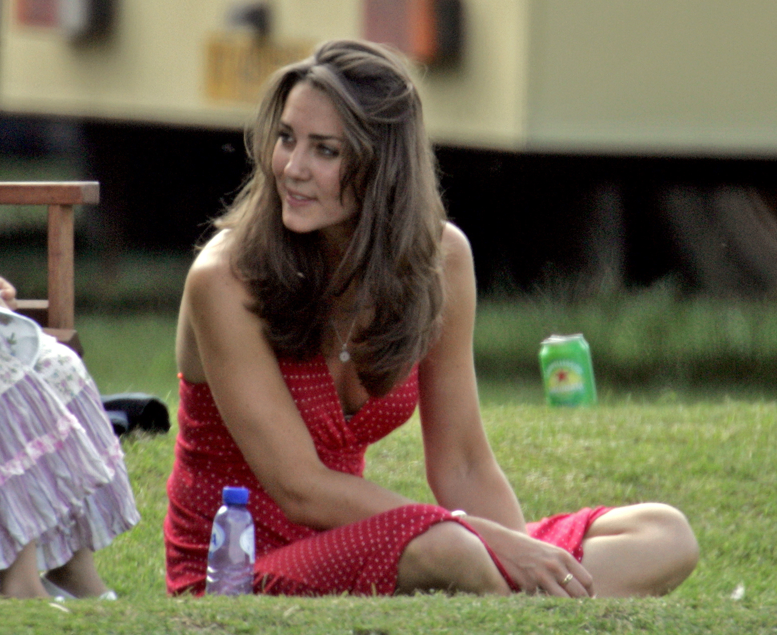 Kate Middleton während des Chakravarty Cup Wohltätigkeitspolospiels am 17. Juni 2006 in Richmond, England. | Quelle: Getty Images