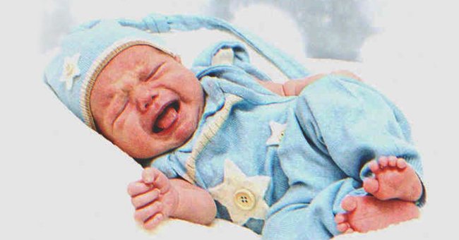 Erin war fassungslos, als sie ein weiteres Baby an der Seite ihres Sohnes erblickte | Quelle: Shutterstock.com